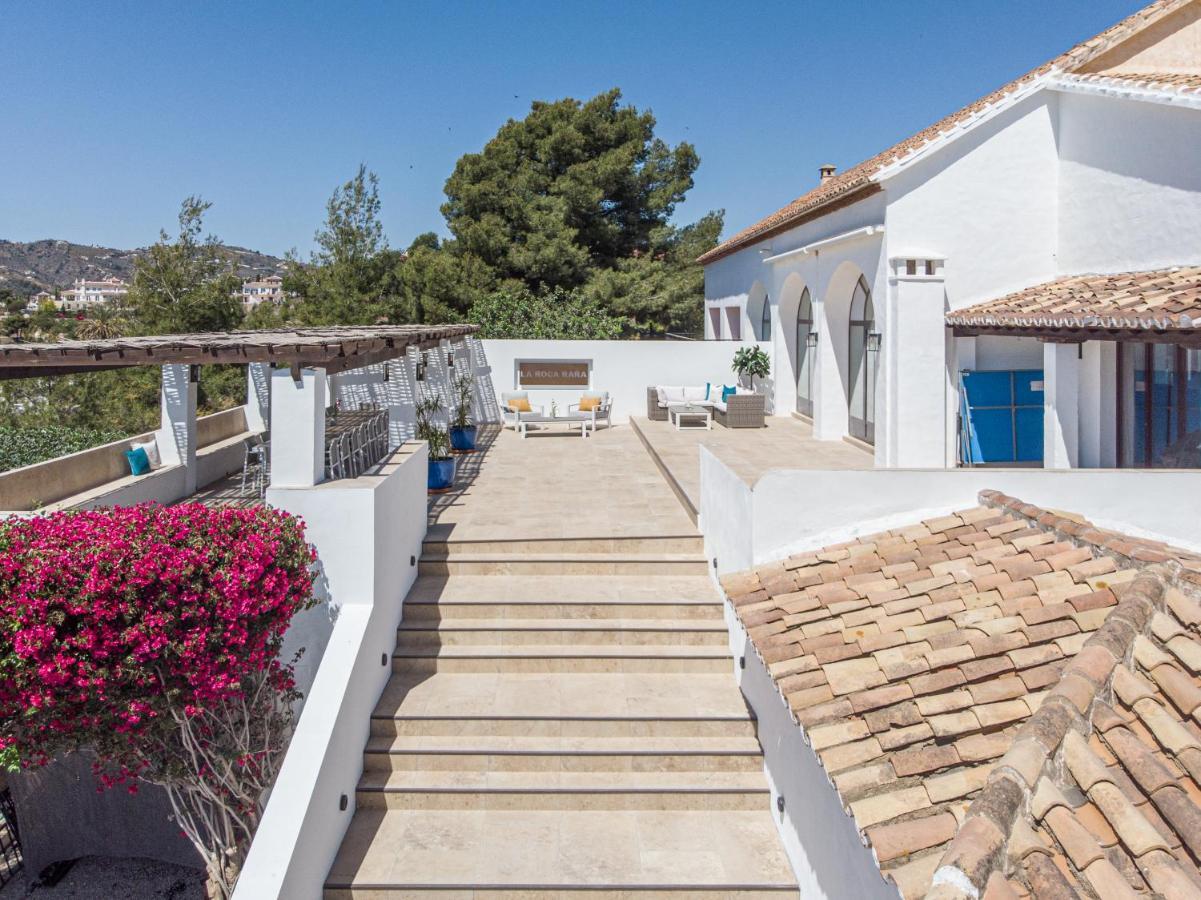 Villa La Roca Rara - 8 Bedroom