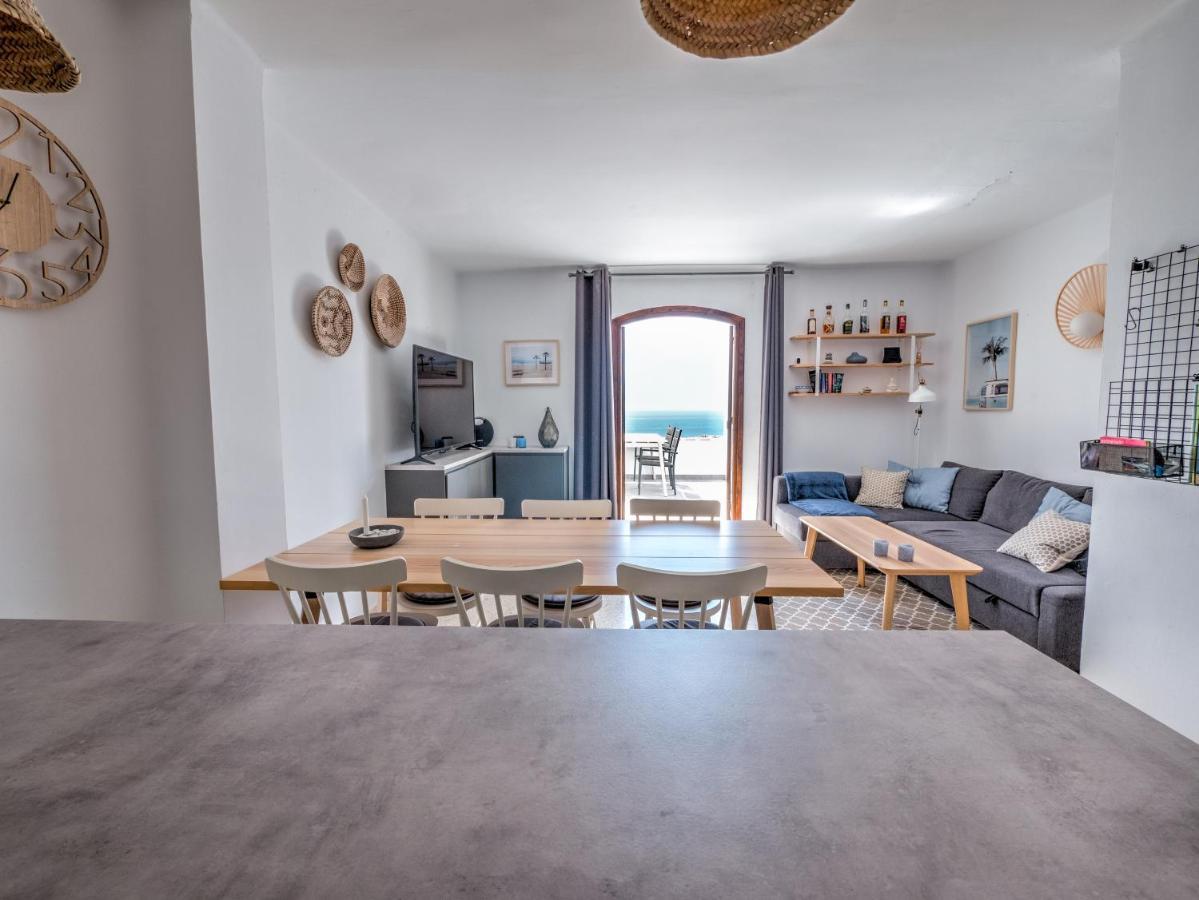 Exclusive With Nerjas Biggest Pool Apartamento Nerja