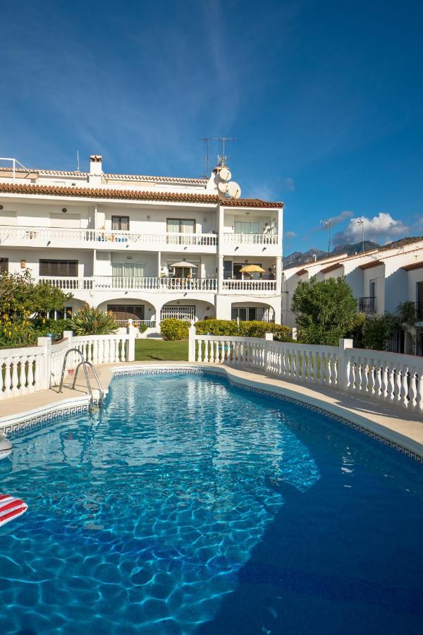 Hacienda 26 Menyber * Nerja