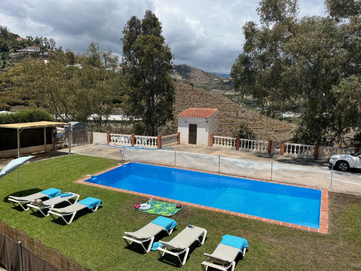 Paradise - Alminares Villa