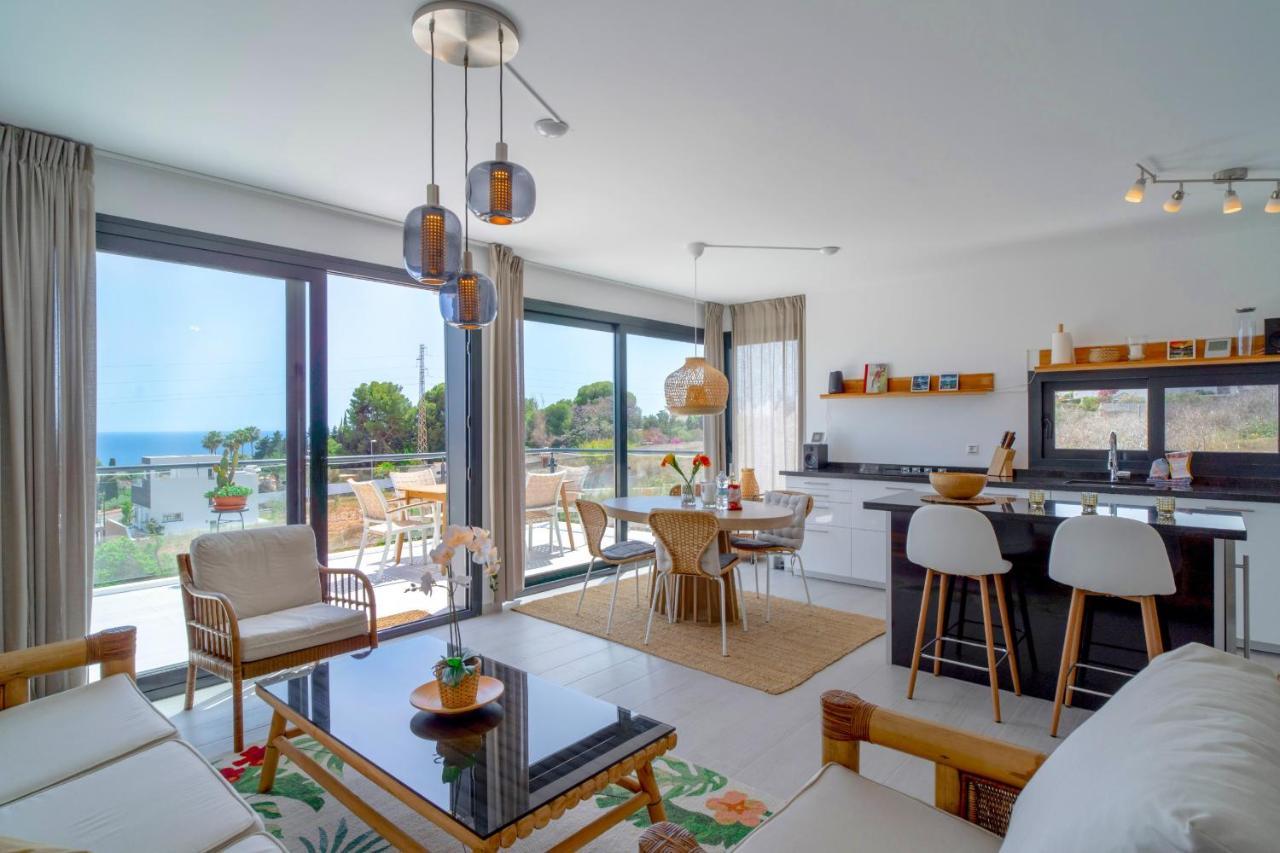 Luxuria Private Pool Villa