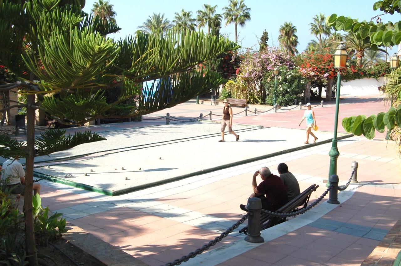 Delfin * Nerja