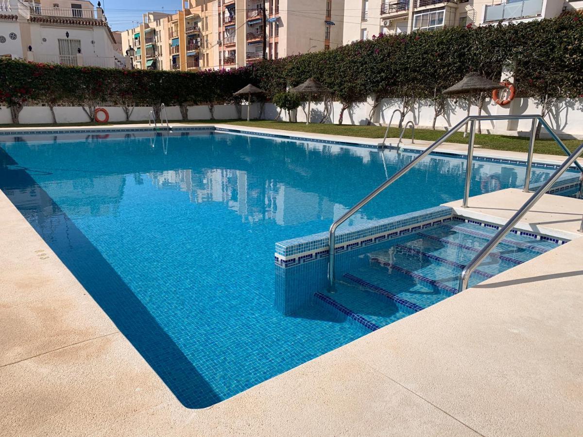 Delfin * Nerja