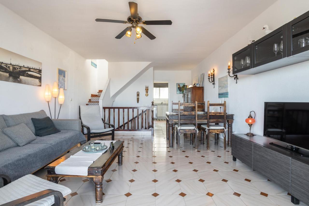 Villa Plaza Cadiz 10 *