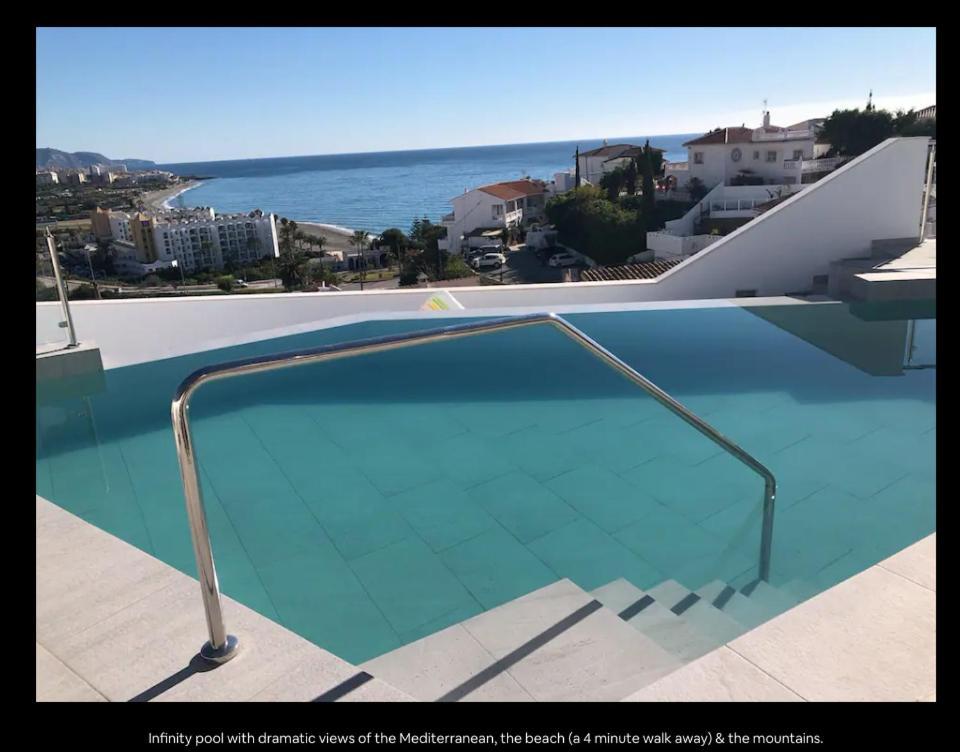 Pousada Modern + Infinity Pool. Views In Nerja!