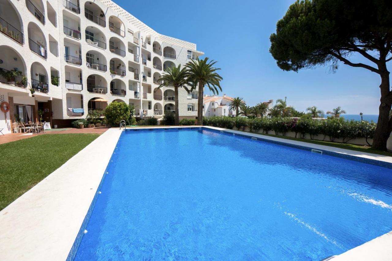 Modern Stunning Sea Views And Pool