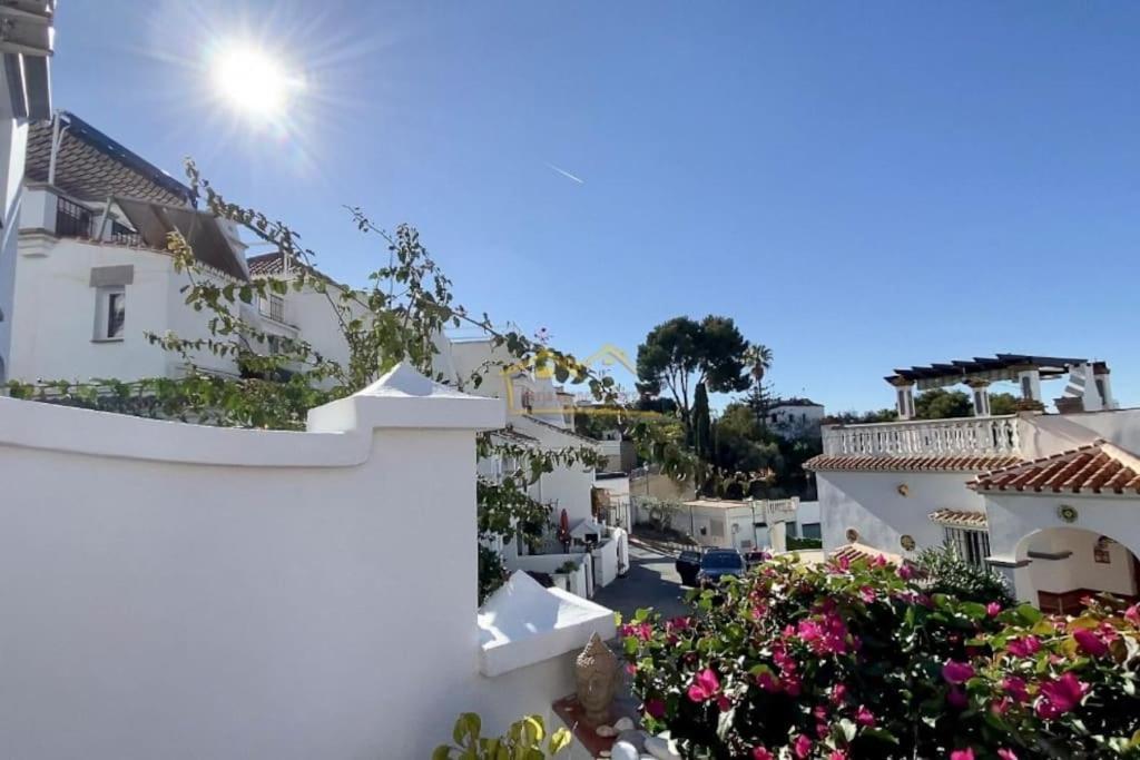 Beautiful Views, Pool & Just 10min To The * Nerja