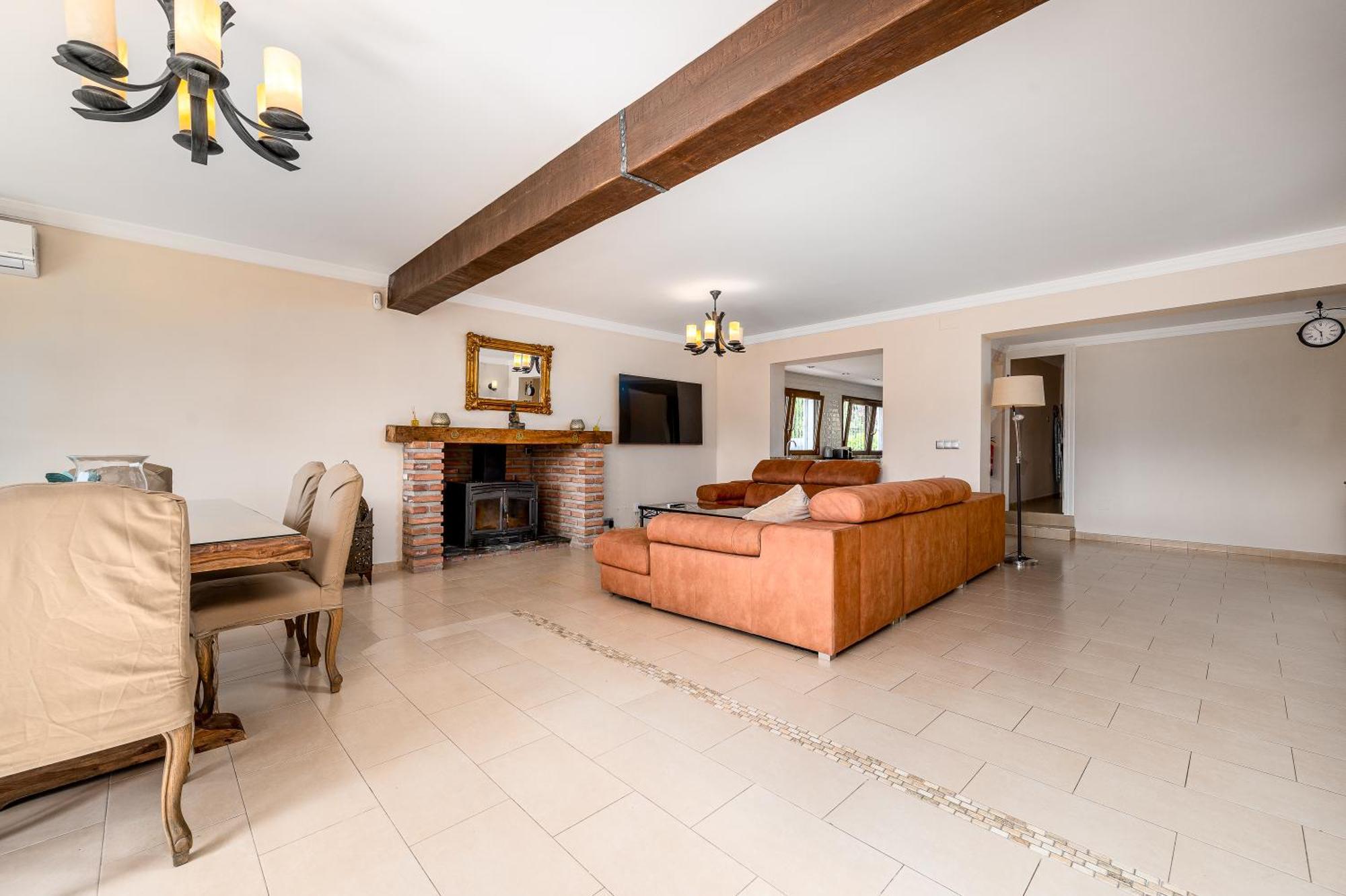 Mariposa Villa Nerja