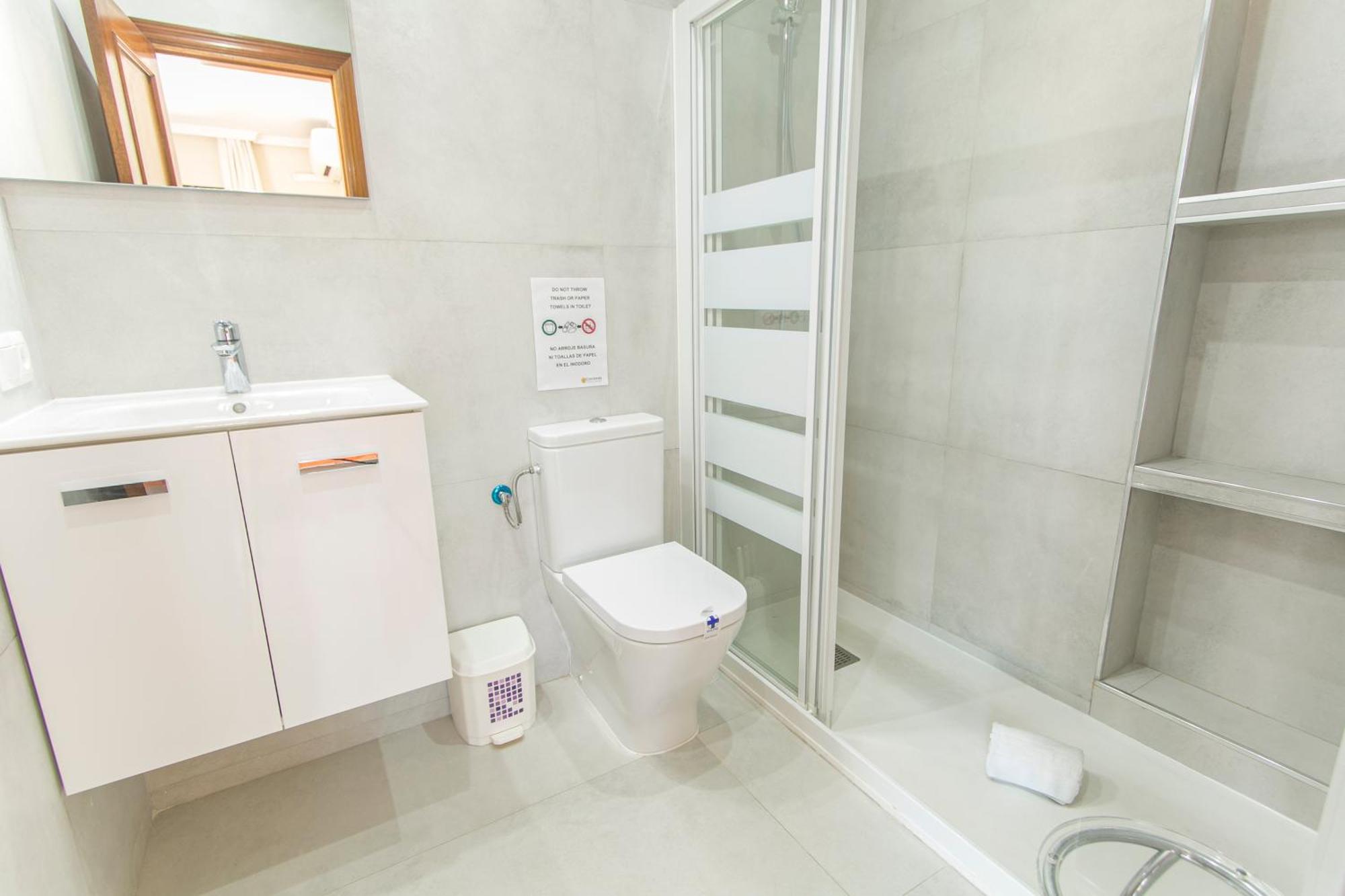 Canovas Nerja - Alcazaba Parador, Piscina, 3 Dorm Appartement *