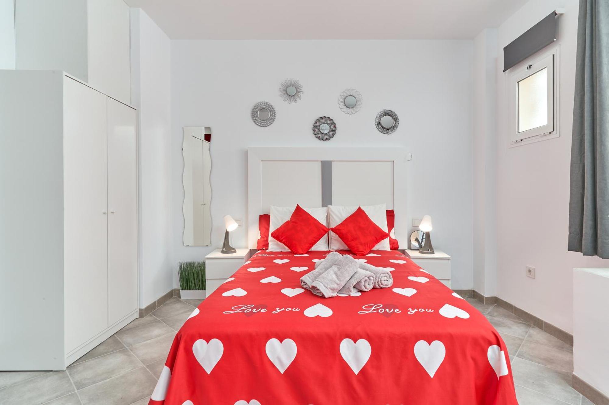 Boutique B2 Street Level Apartment *