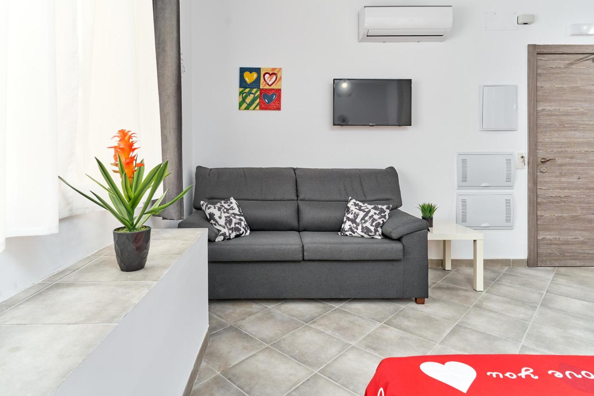 Boutique B2 Street Level * Nerja