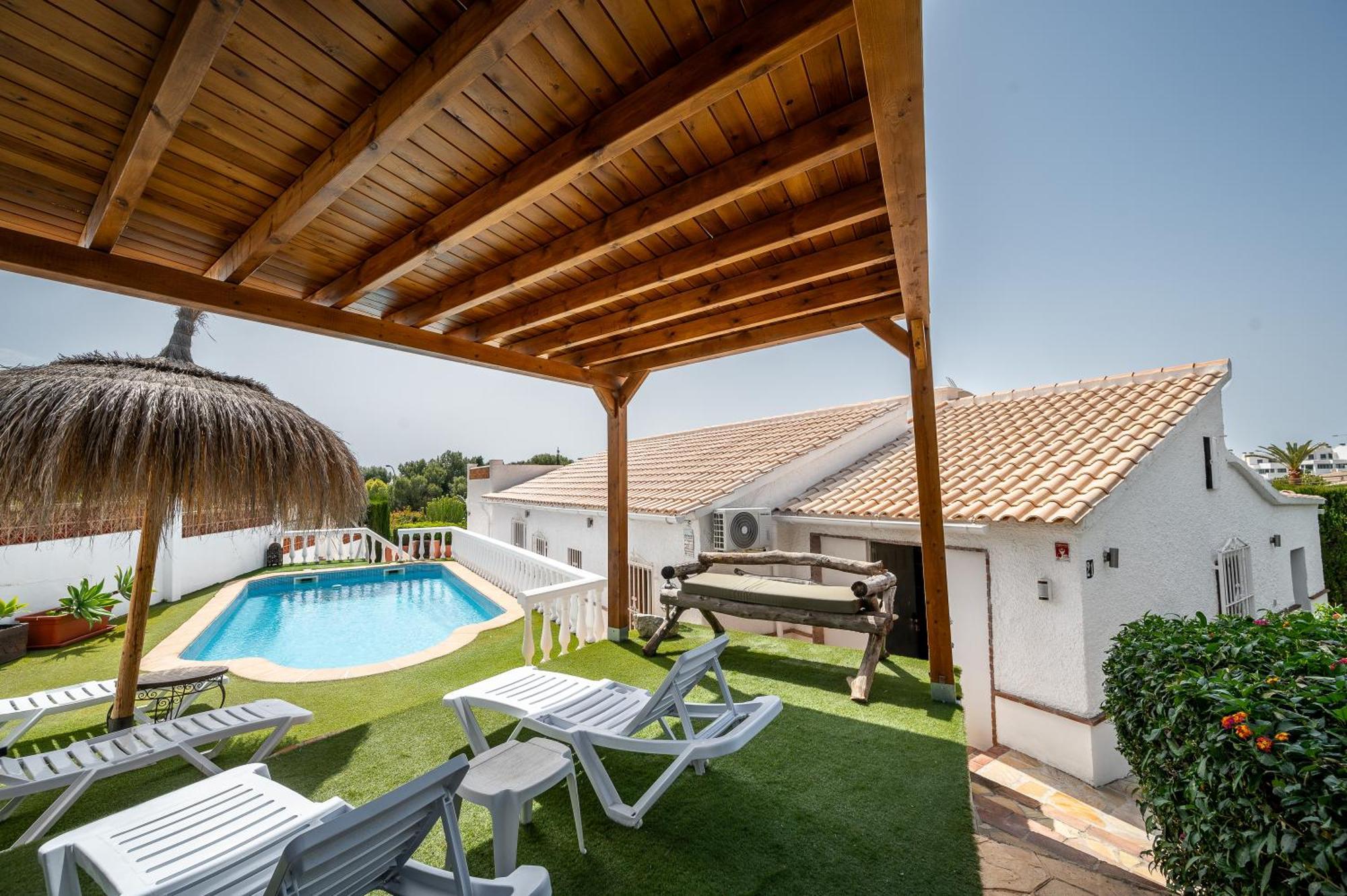 Mariposa Villa *