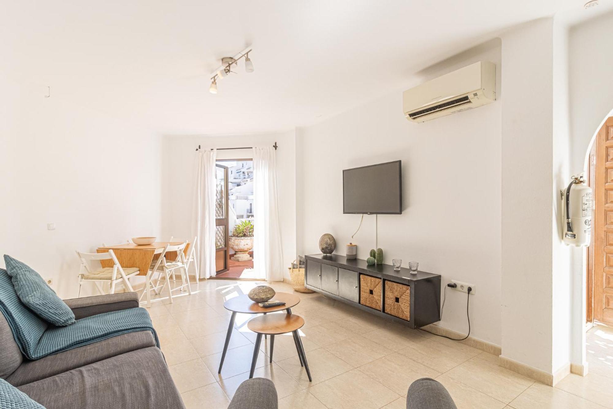 Capistrano Playa, 2 Bedroom & Free Wi-fi Apartamento Nerja