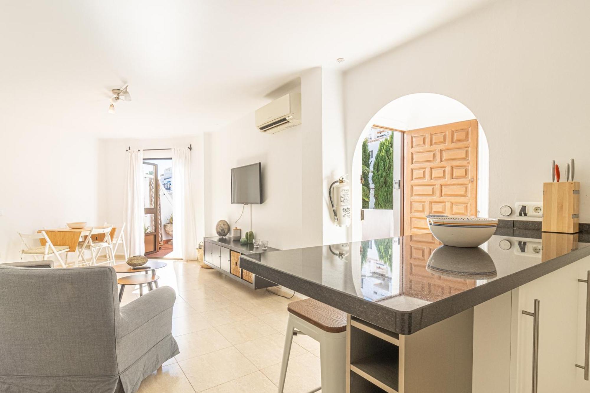 Capistrano Playa, 2 Bedroom & Free Wi-fi Apartamento Nerja