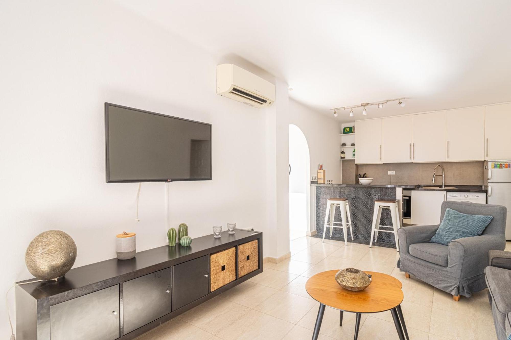 Capistrano Playa, 2 Bedroom & Free Wi-fi Nerja