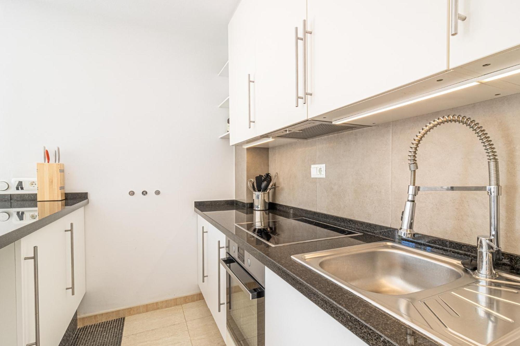Capistrano Playa, 2 Bedroom & Free Wi-fi *