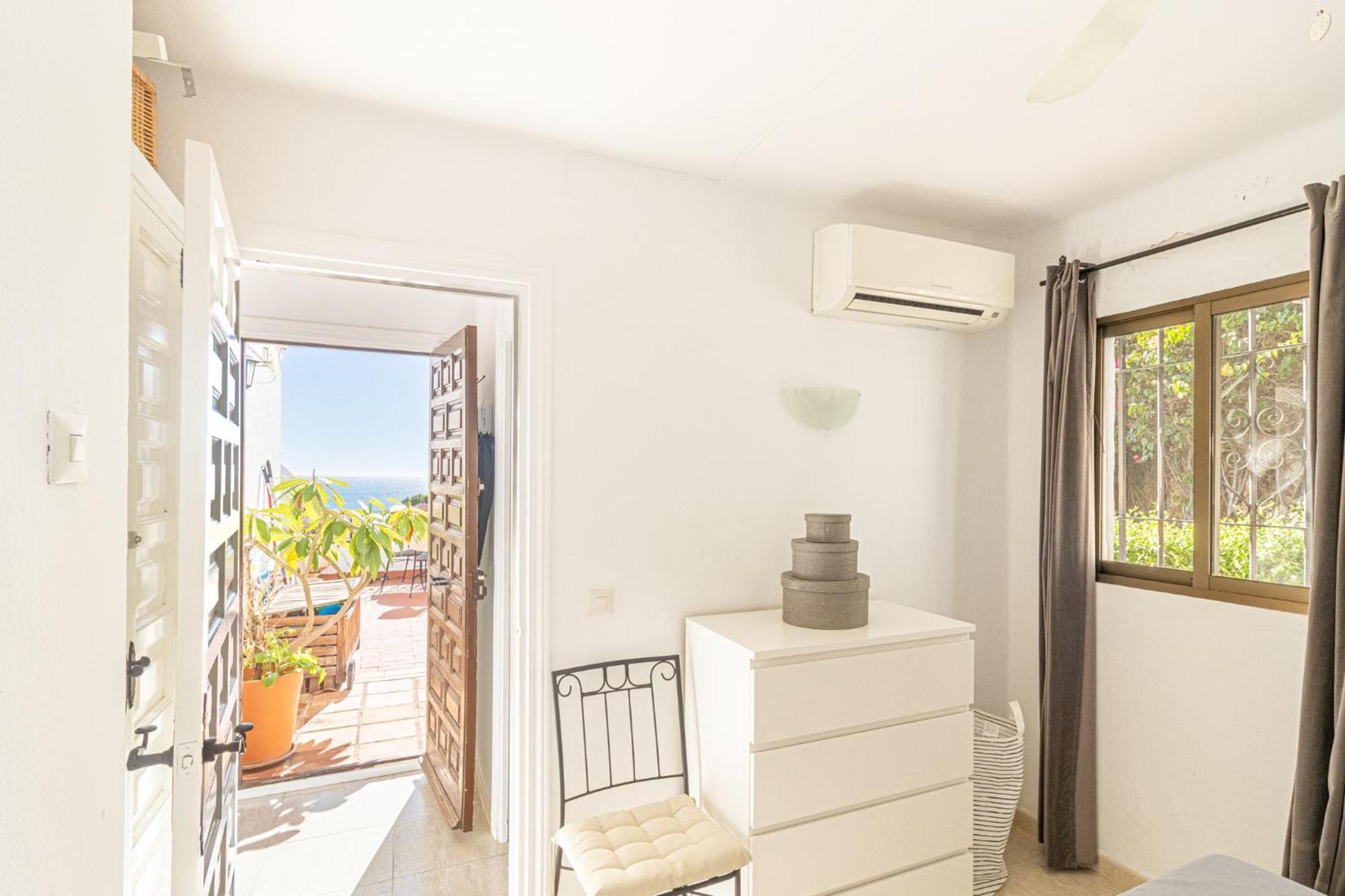 Capistrano Playa, 2 Bedroom & Free Wi-fi *