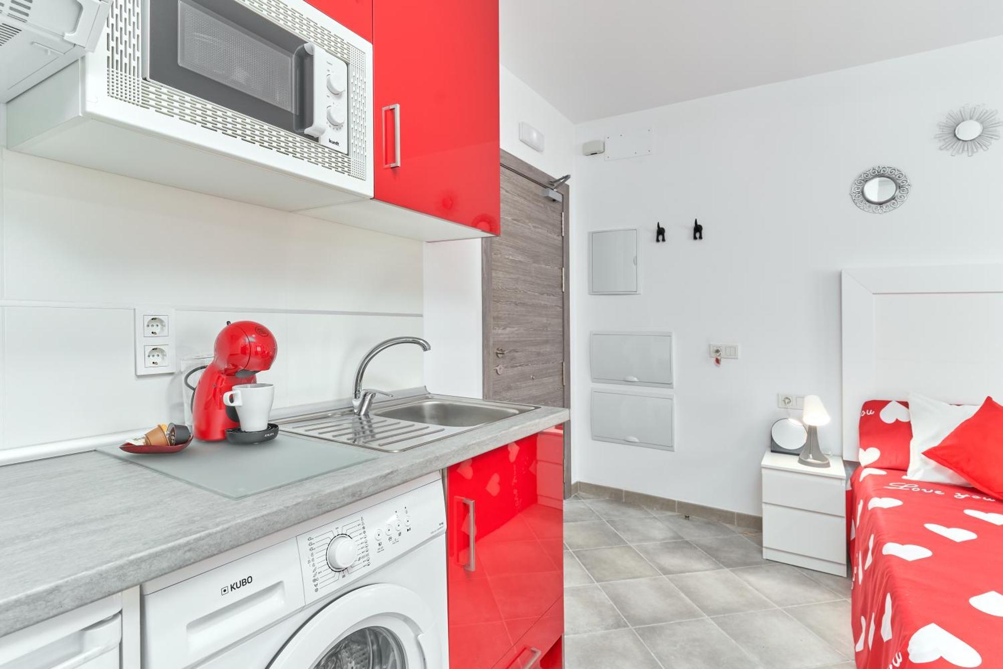 Boutique B1 Street Level Apartment Nerja
