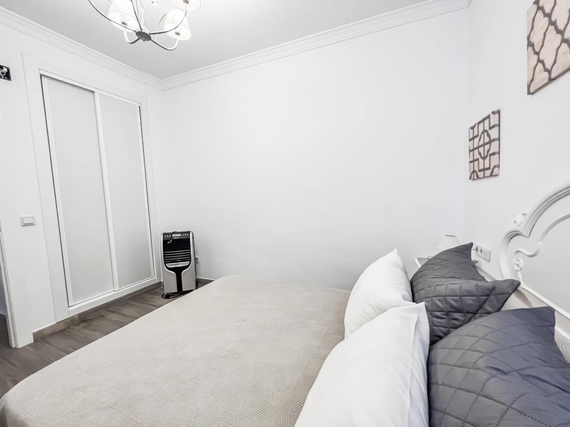 Appartement Cd-1382 Two Bedroom With Terrace