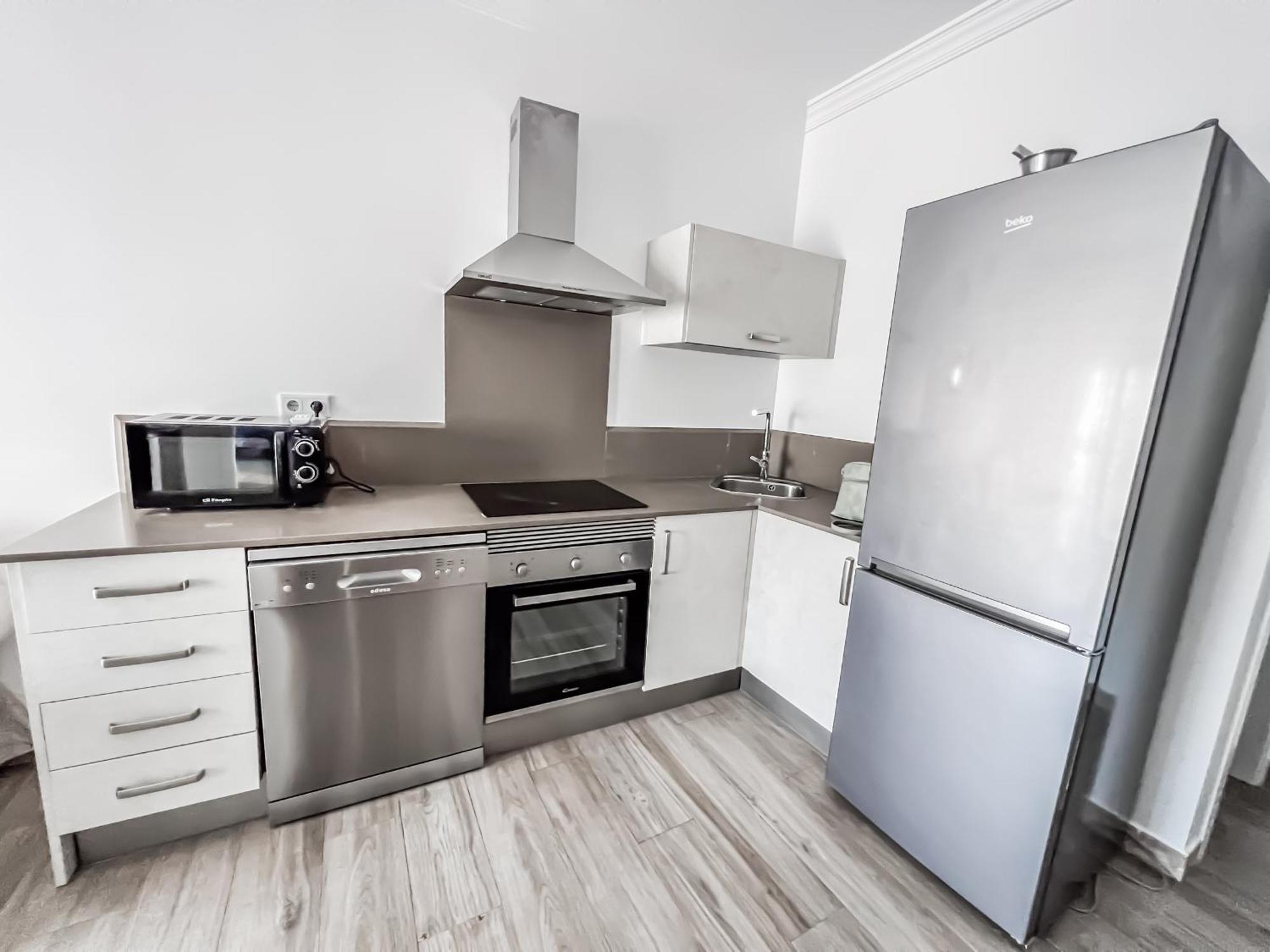 Cd-1382 Two Bedroom With Terrace