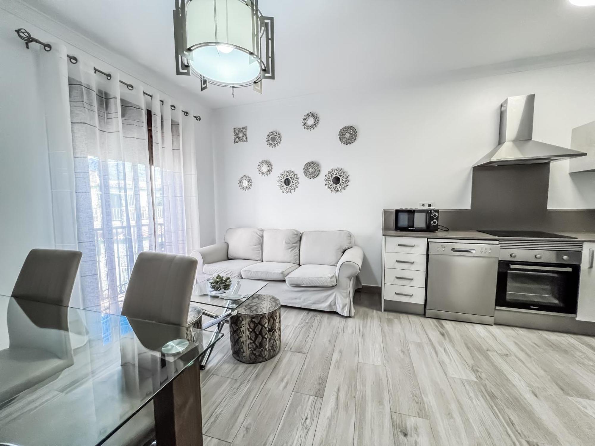 Cd-1382 Two Bedroom With Terrace Appartement *