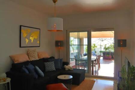En Primera Linea De Playa Con Parking Apartamento *