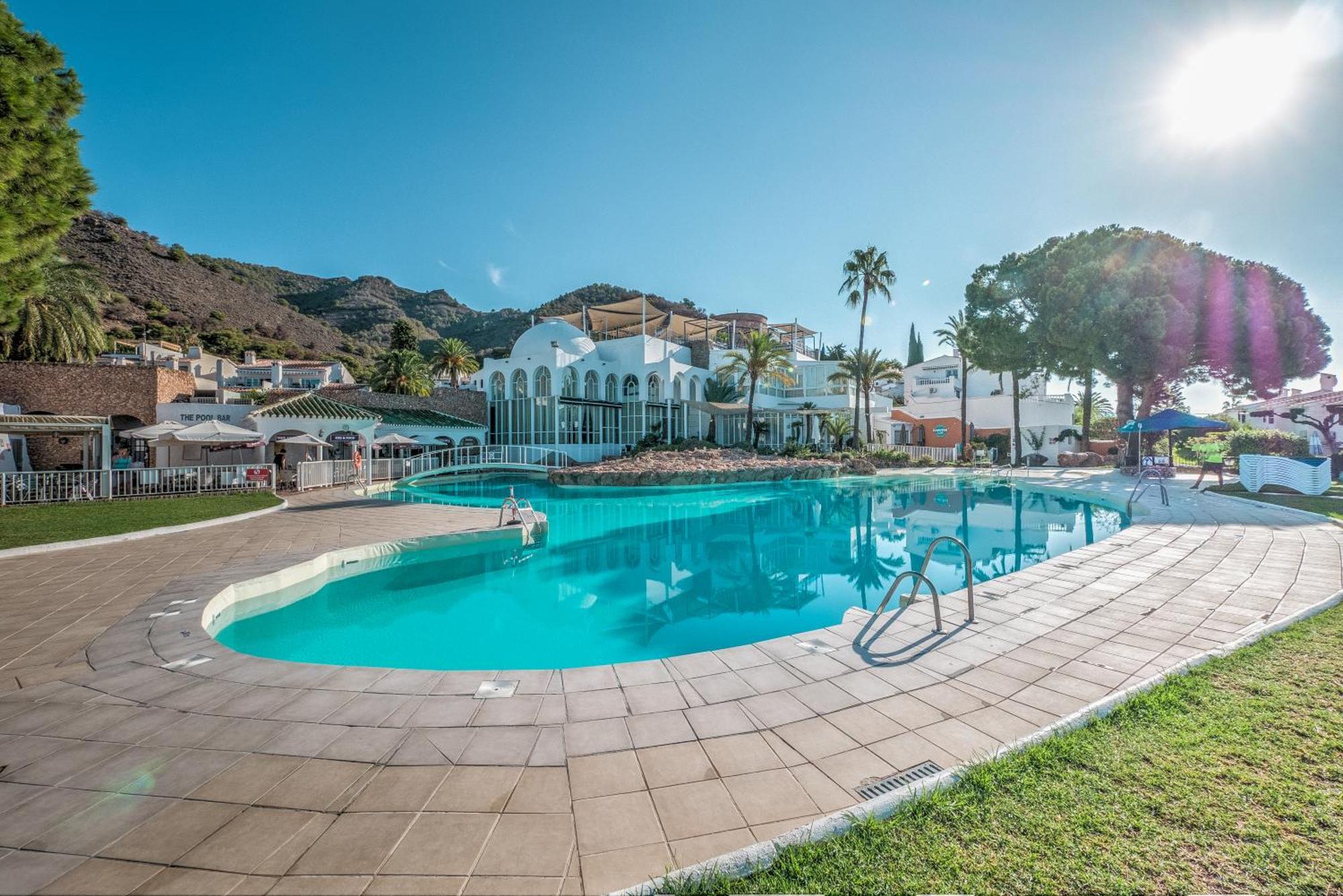 Exclusive With Nerjas Biggest Pool * Nerja