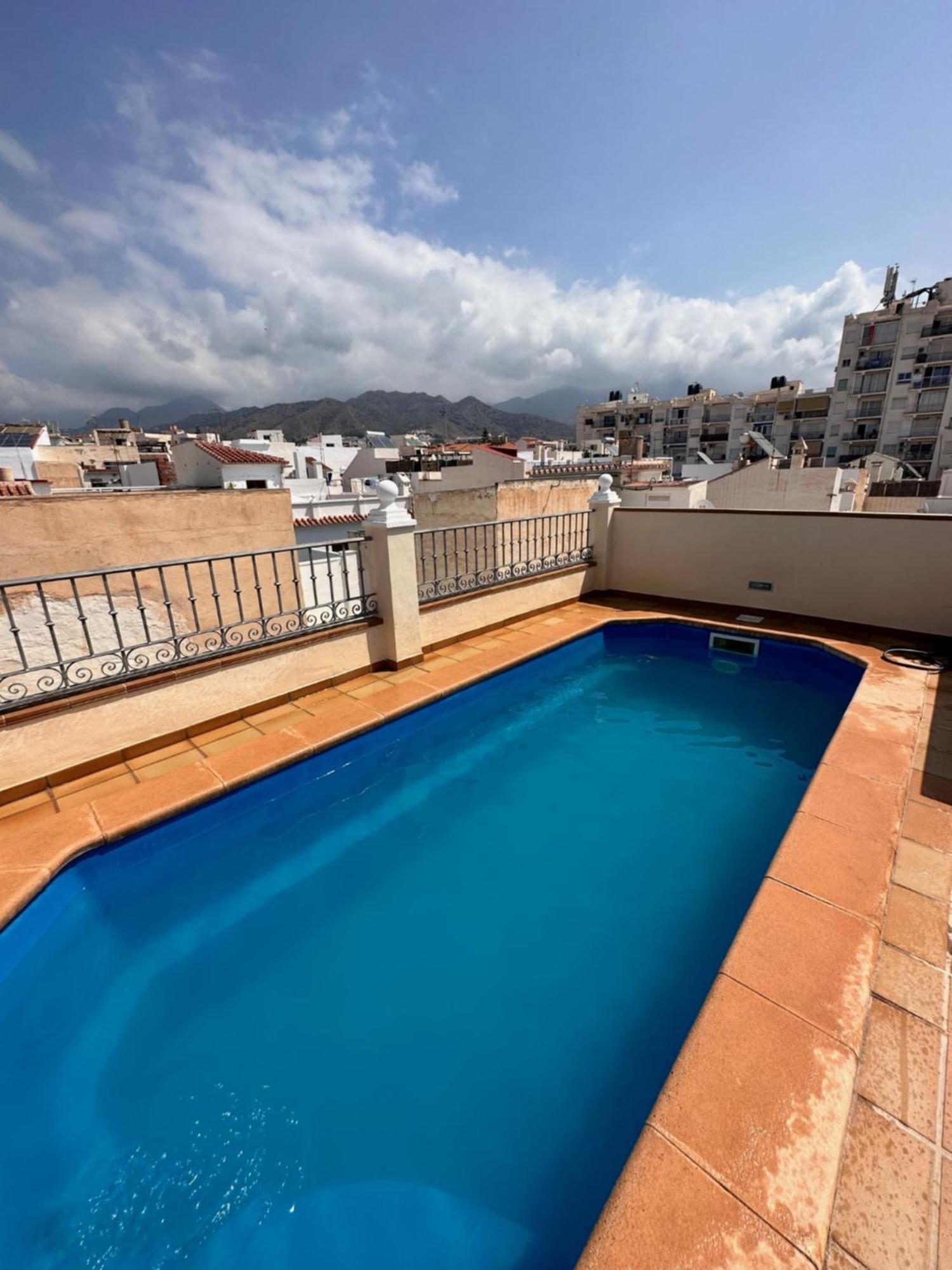 Atico Con Piscina Privada En El Corazon De Nerja! *