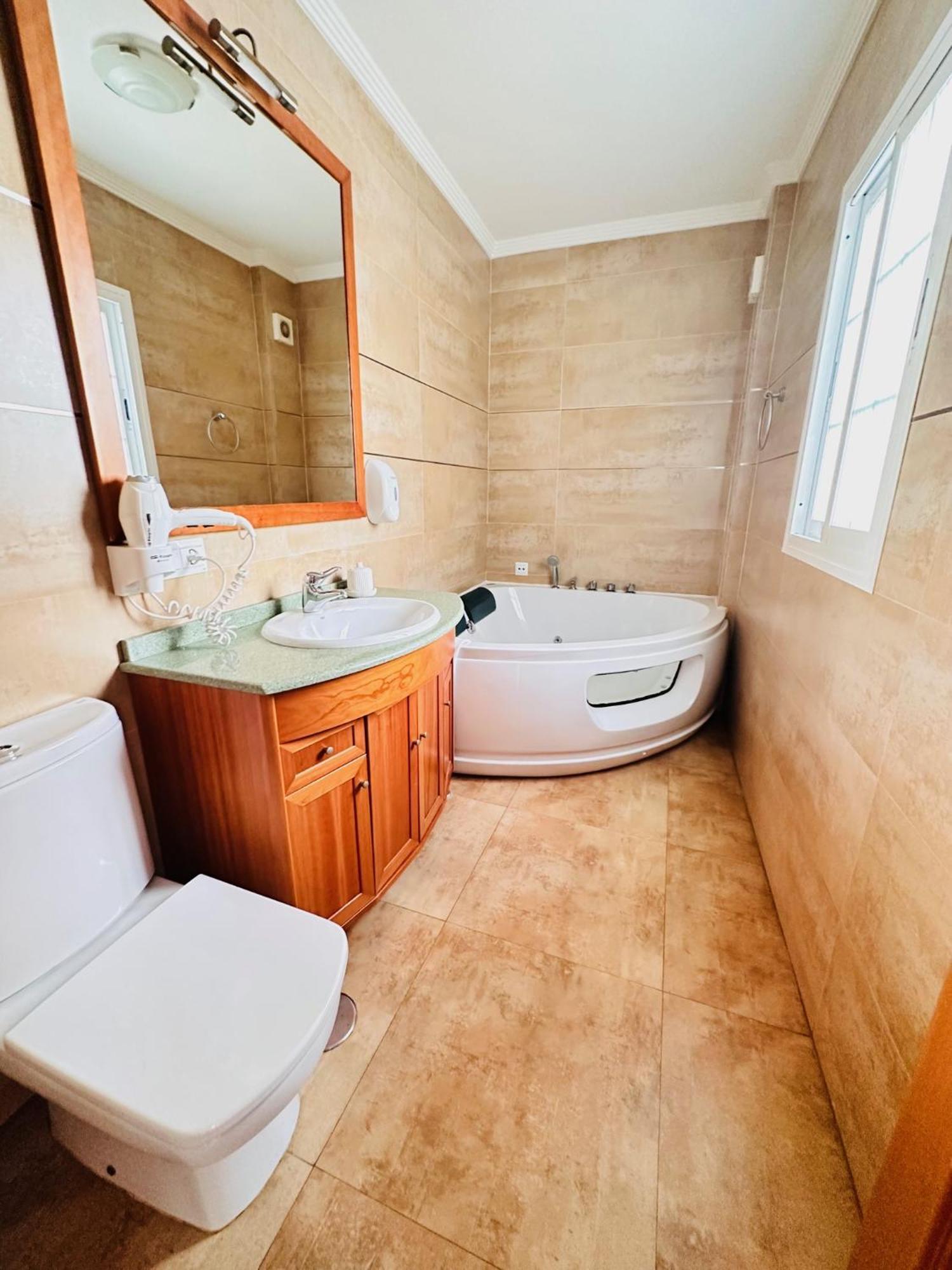 Vakantiehuis Atico Con Piscina Privada En El Corazon De Nerja! *
