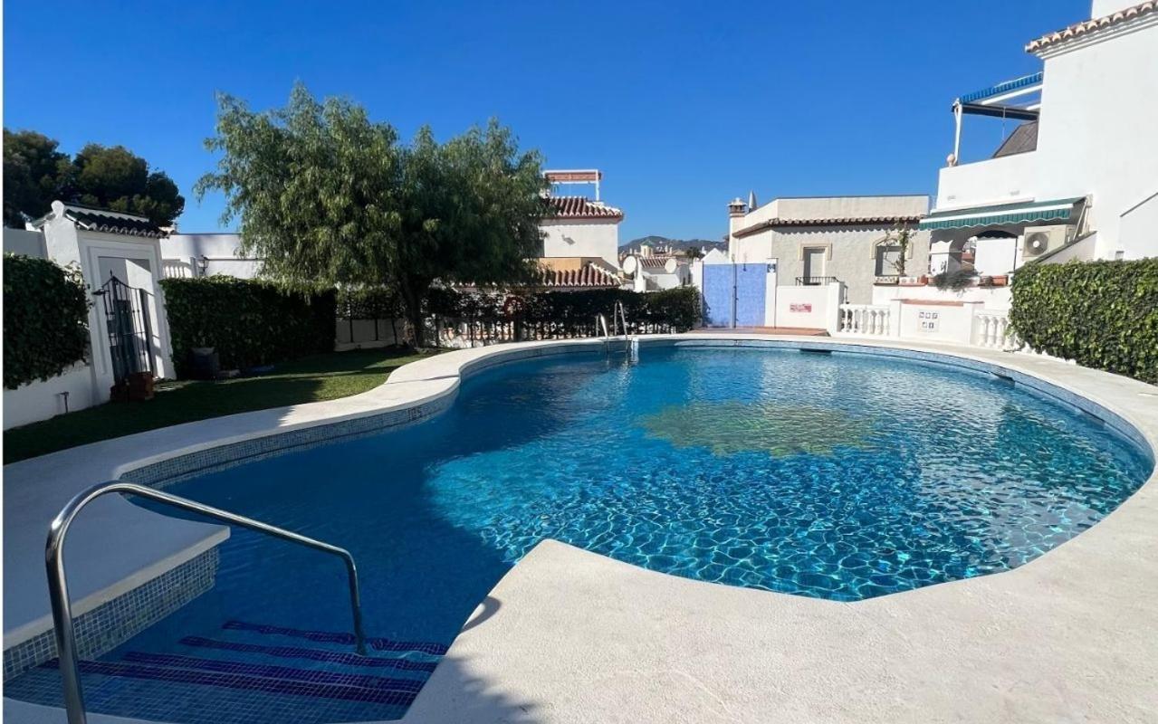 Beautiful Views, Pool & Just 10min To The Сasa de vacaciones Nerja