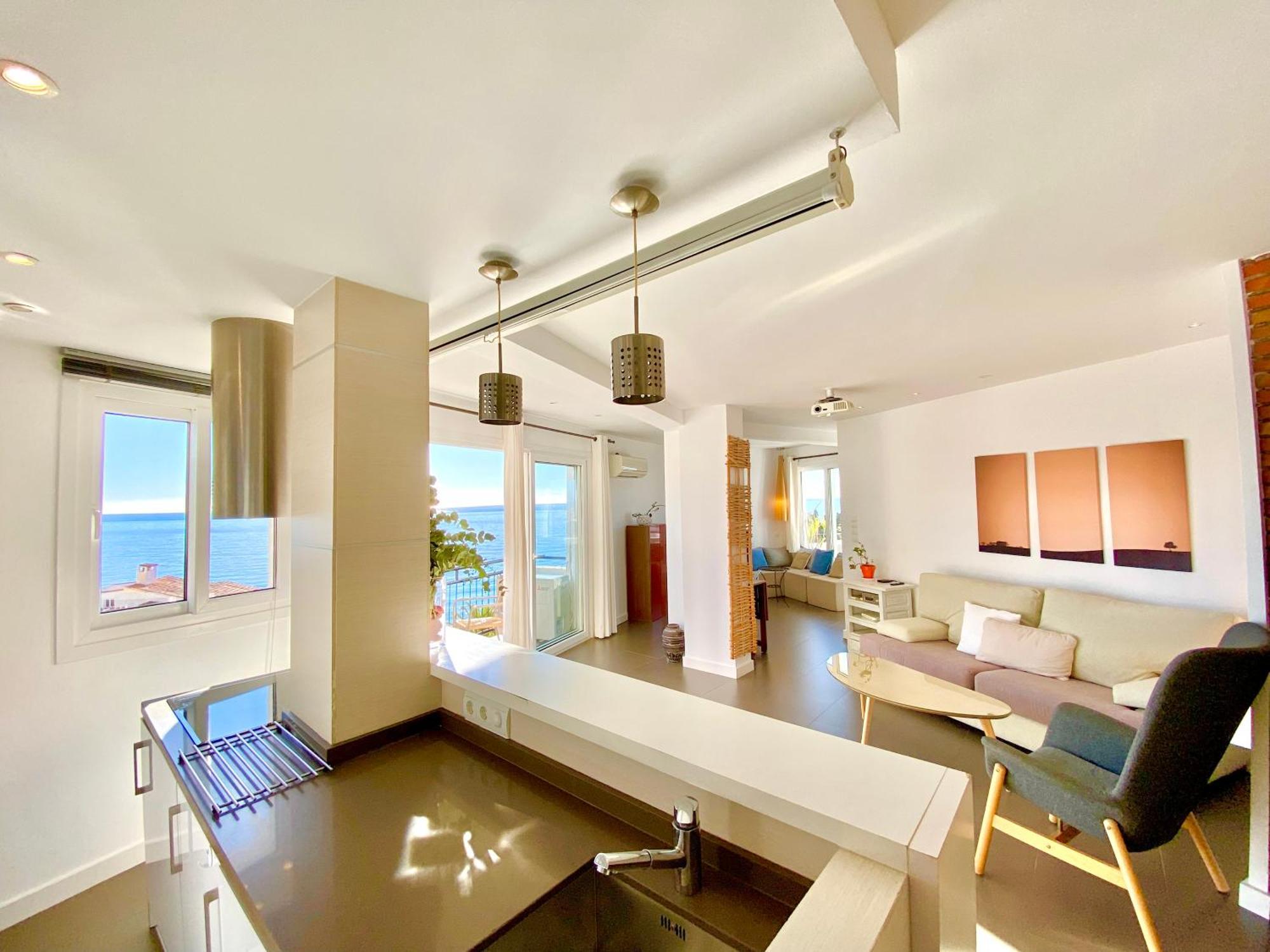 Modern Stunning Sea Views And Pool *