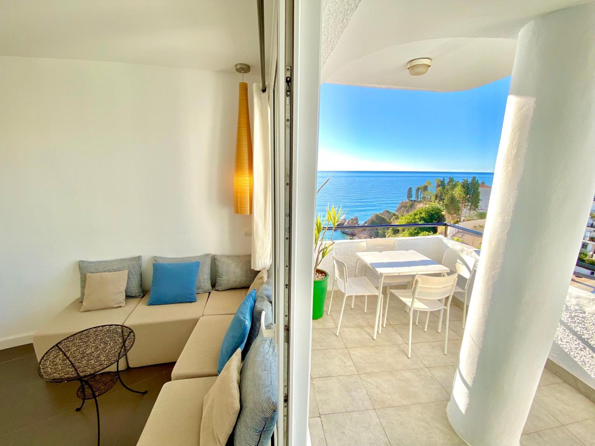 Apartment Modern Stunning Sea Views And Pool