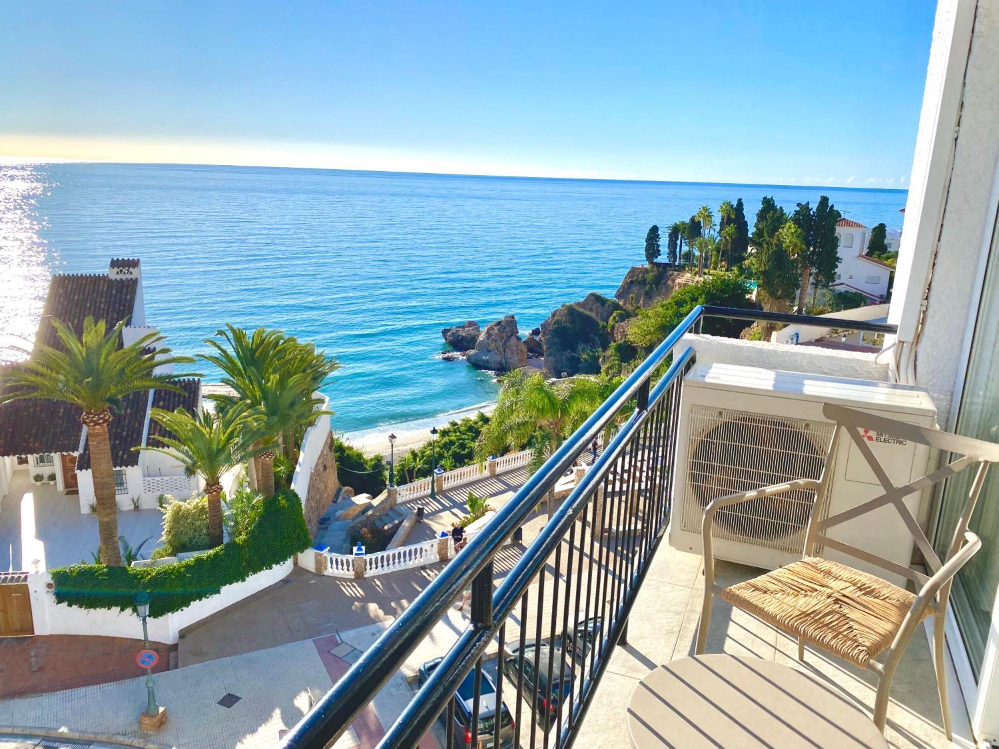 Apartment Modern Stunning Sea Views And Pool Nerja