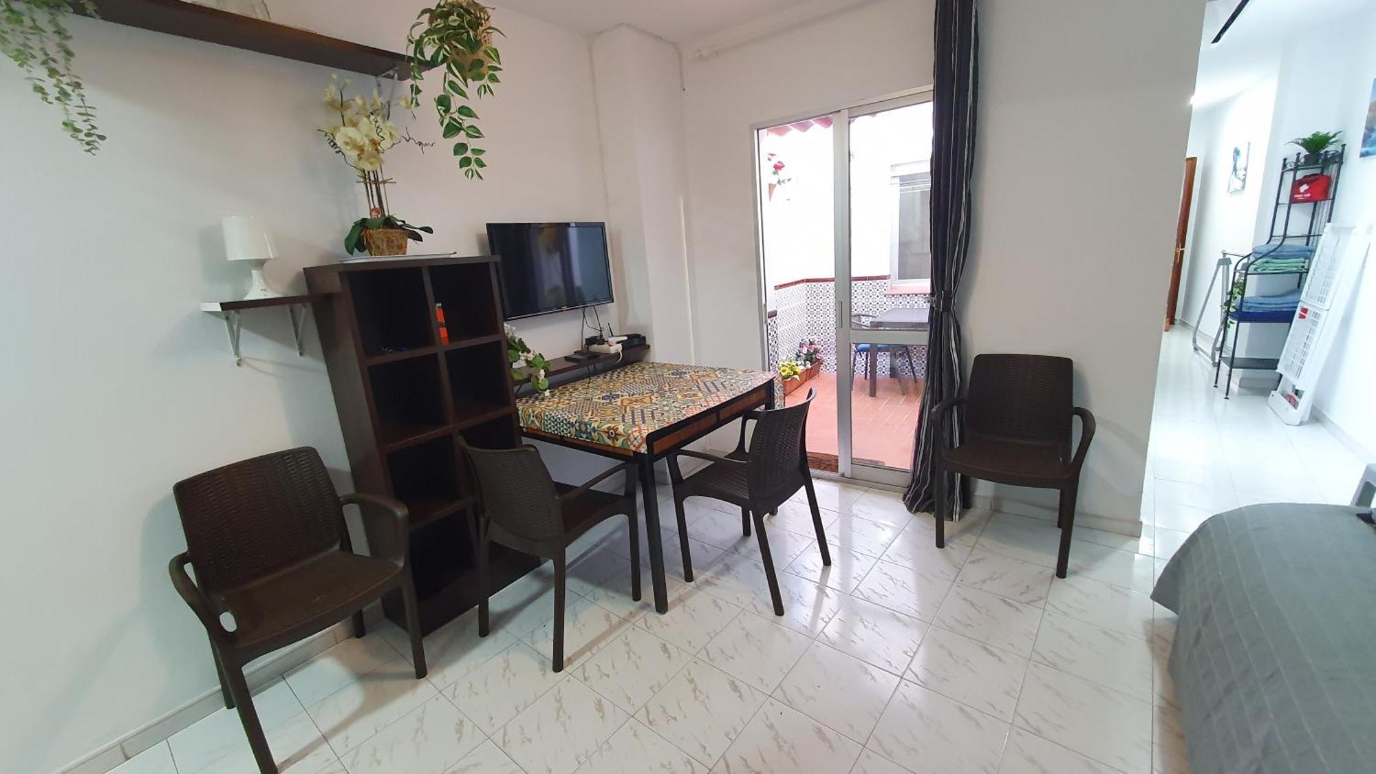 Eduardo Rico Apartment *