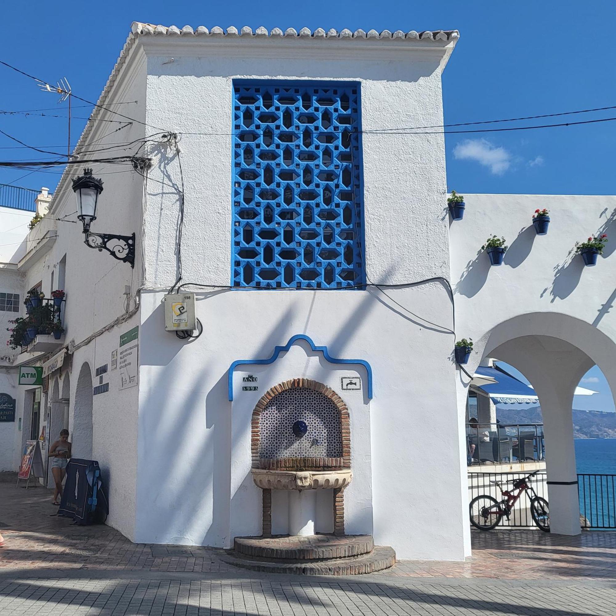 Old Town Nerja, Stunning Sea Views Apartamento Nerja