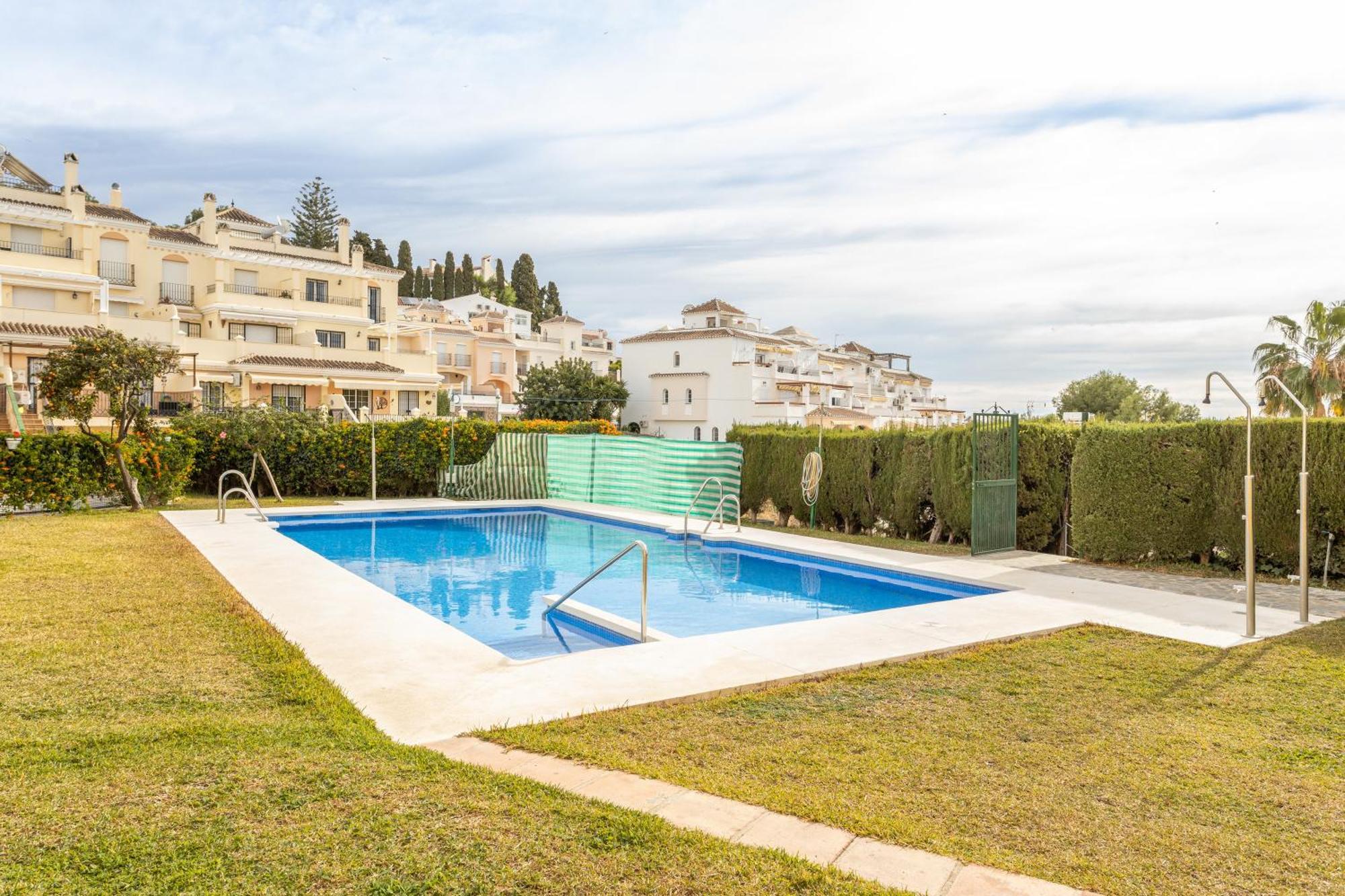 Appartement Two Bed Near Burriana Nerja