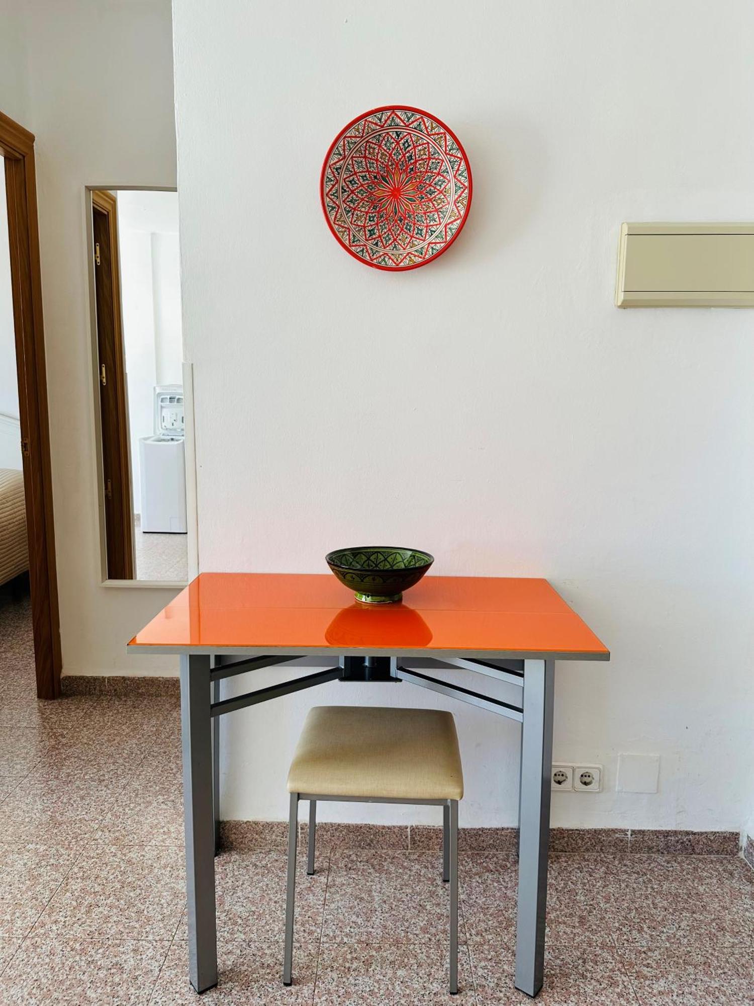 Right By The Pool Area In Capistrano Village! Appartement Nerja