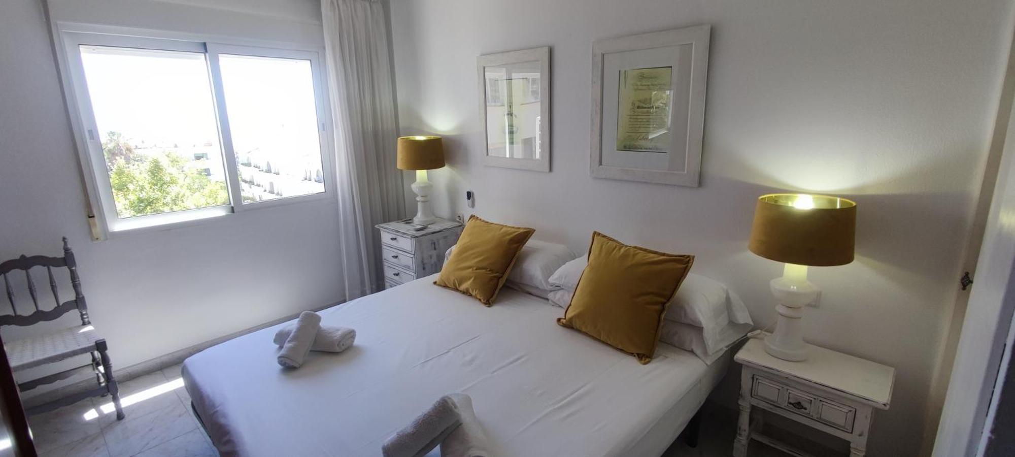 Gaviota Holidays Piscina Y Playa Nerja