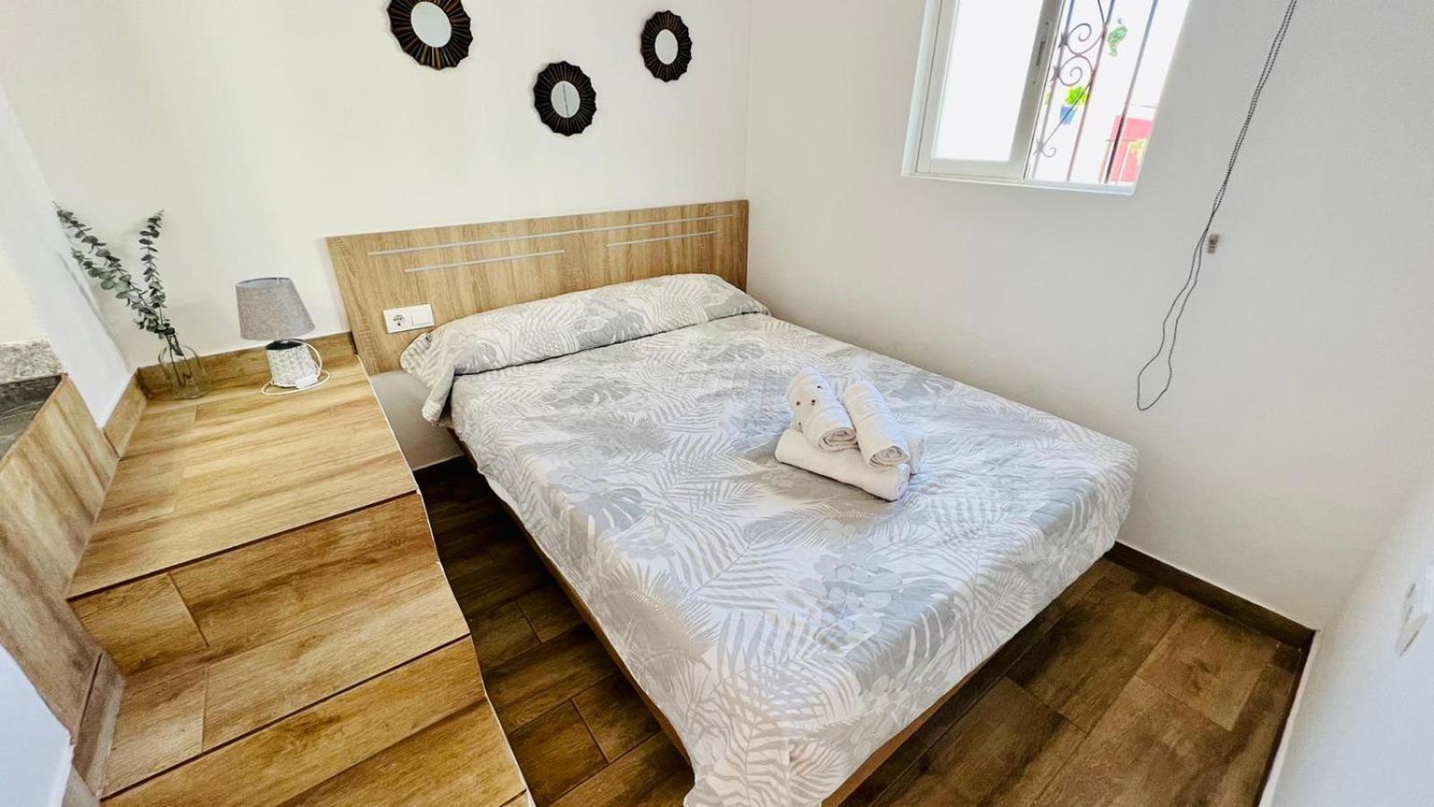 Jimena Malaga En El Centro De Apartamento Nerja