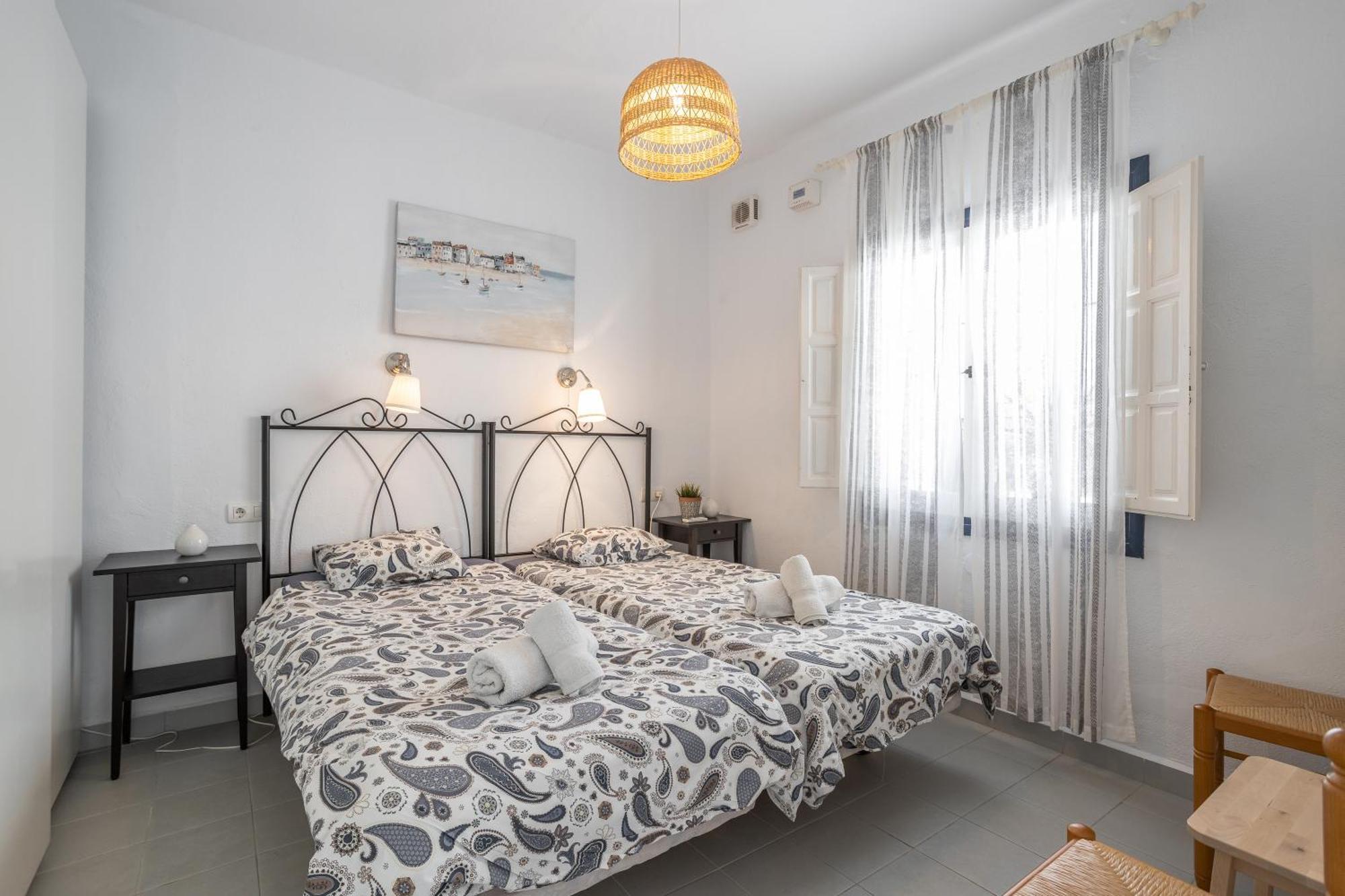 Plaza Cadiz 10 * Nerja