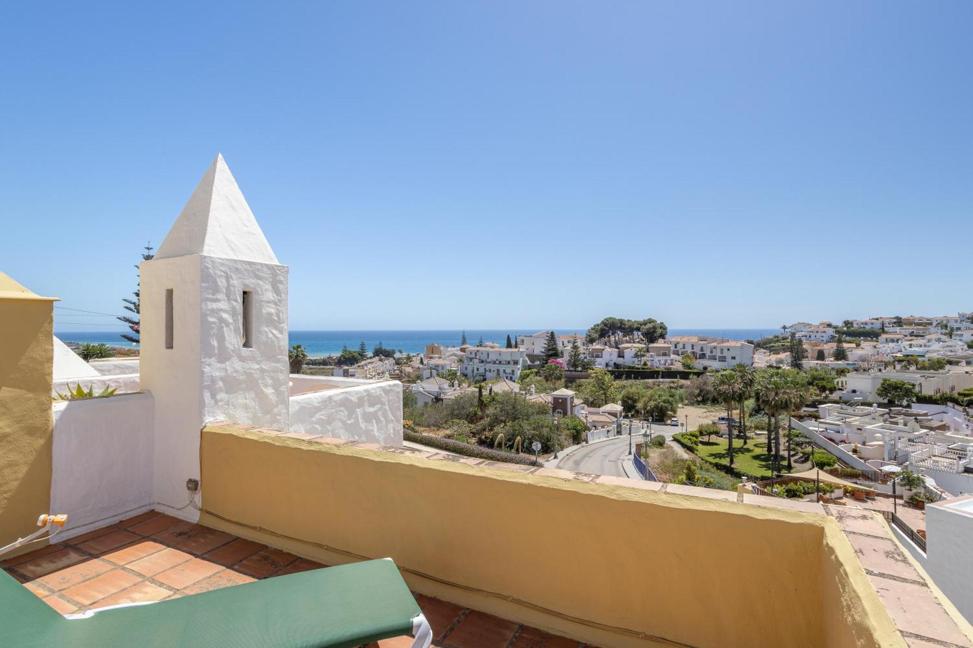 Casablanca 23 Overlooking The Sea * Nerja