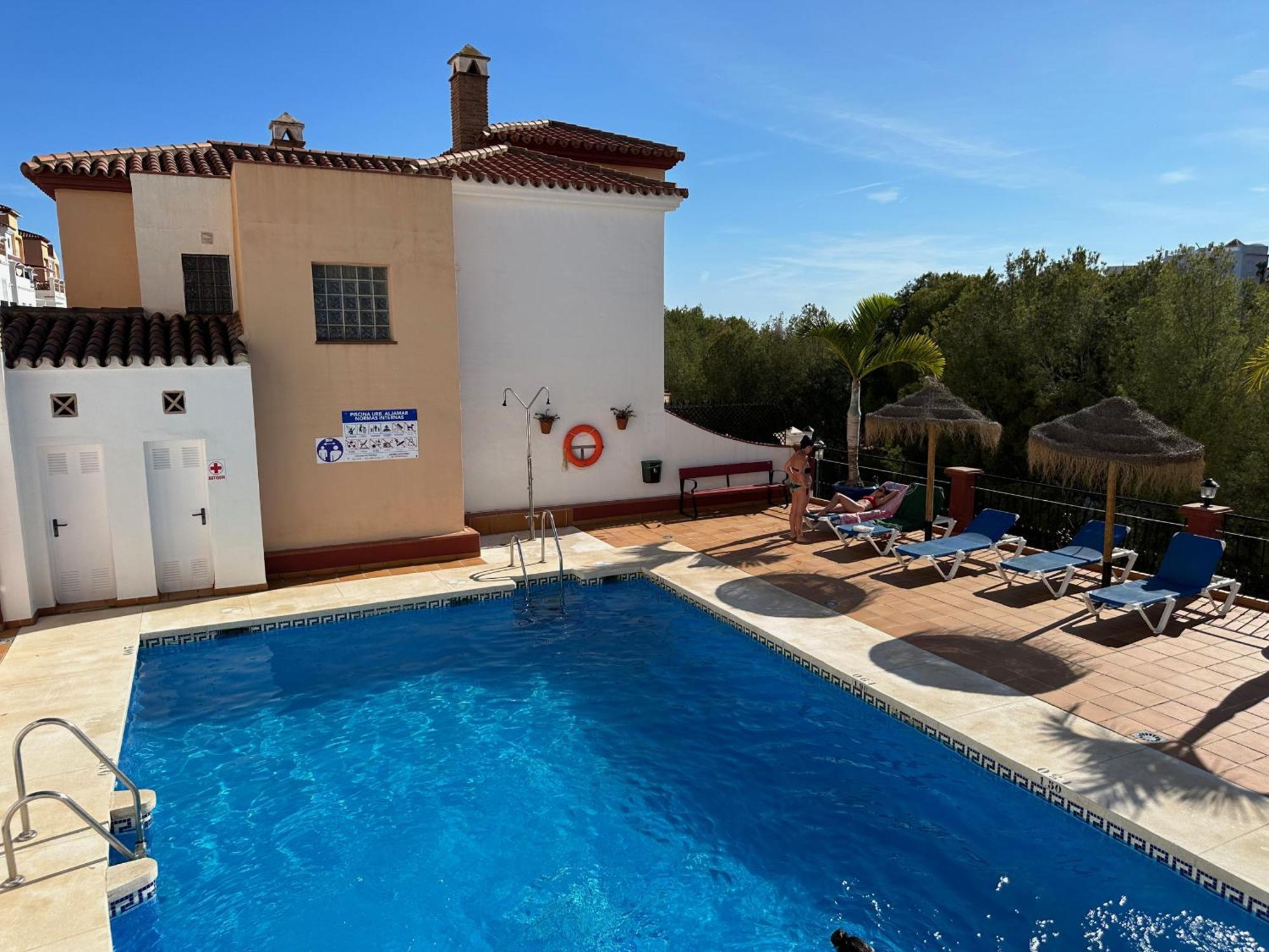 Spacious Family Aljamar 8a