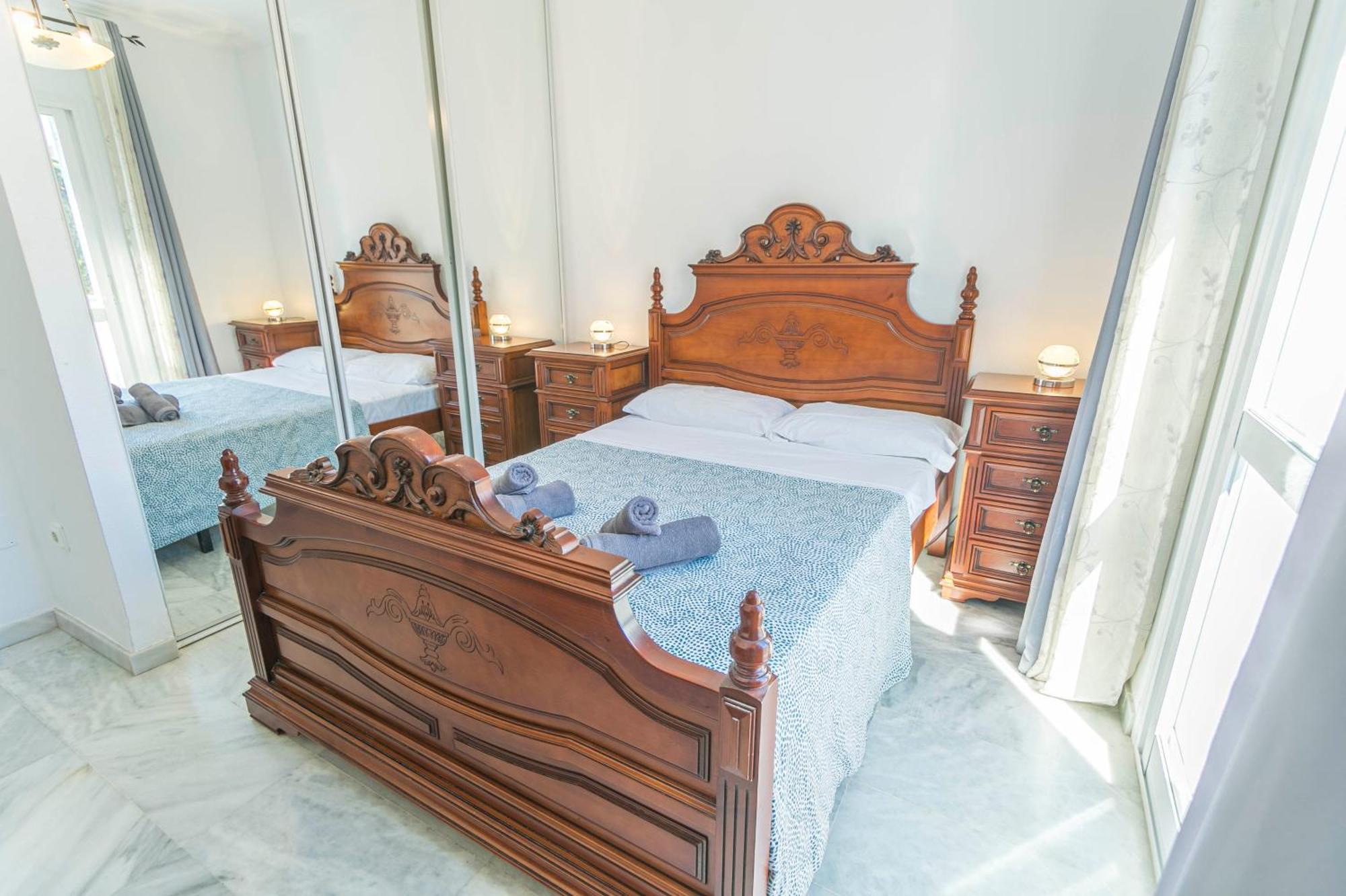 Vakantiehuis Canovas Nerja - Casa Adosada Con Piscina Los Huertos 3 *