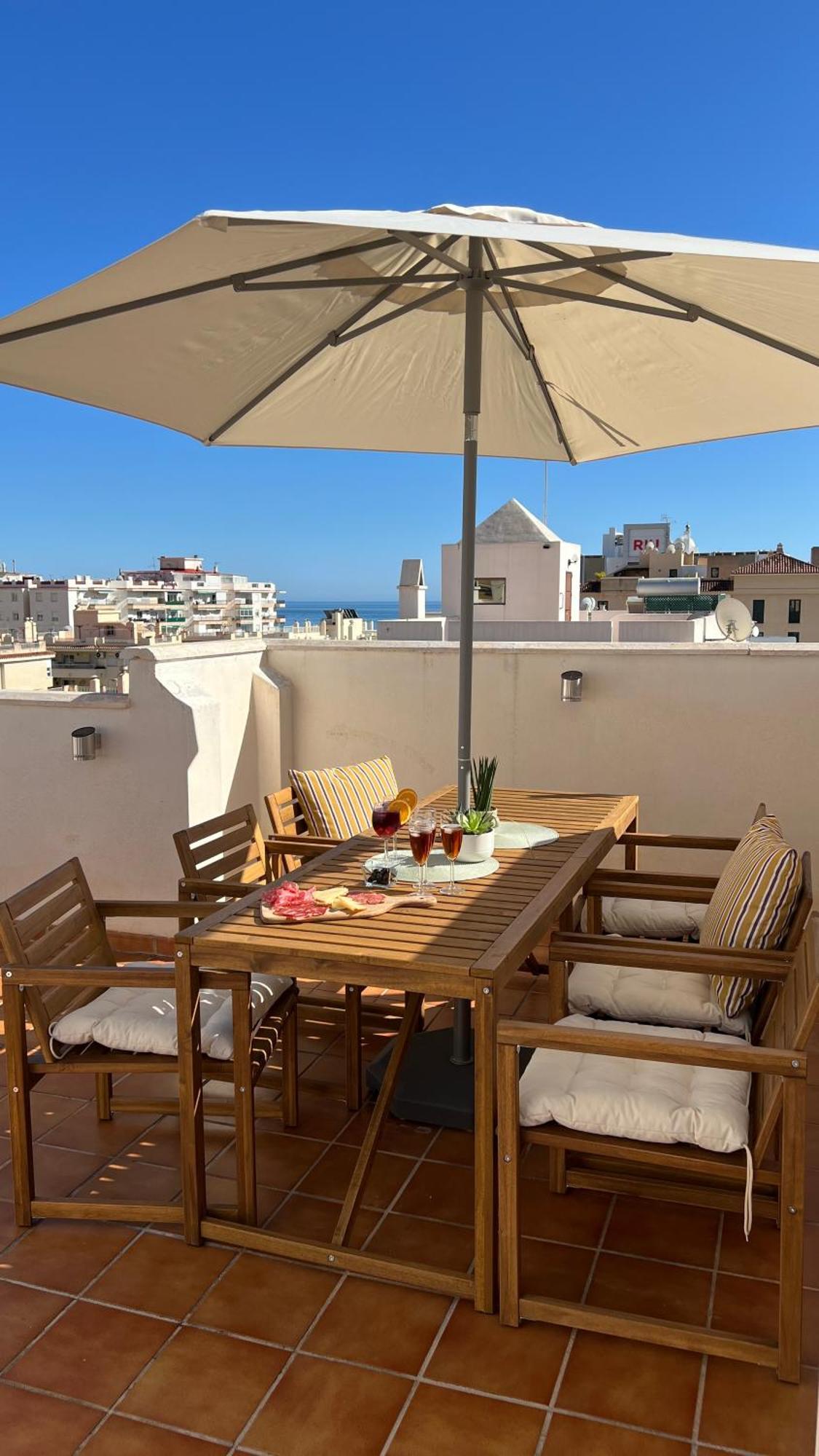 Torrecilla Penthouse With Private Roof Terrace In Close To The Sea Apartment Nerja