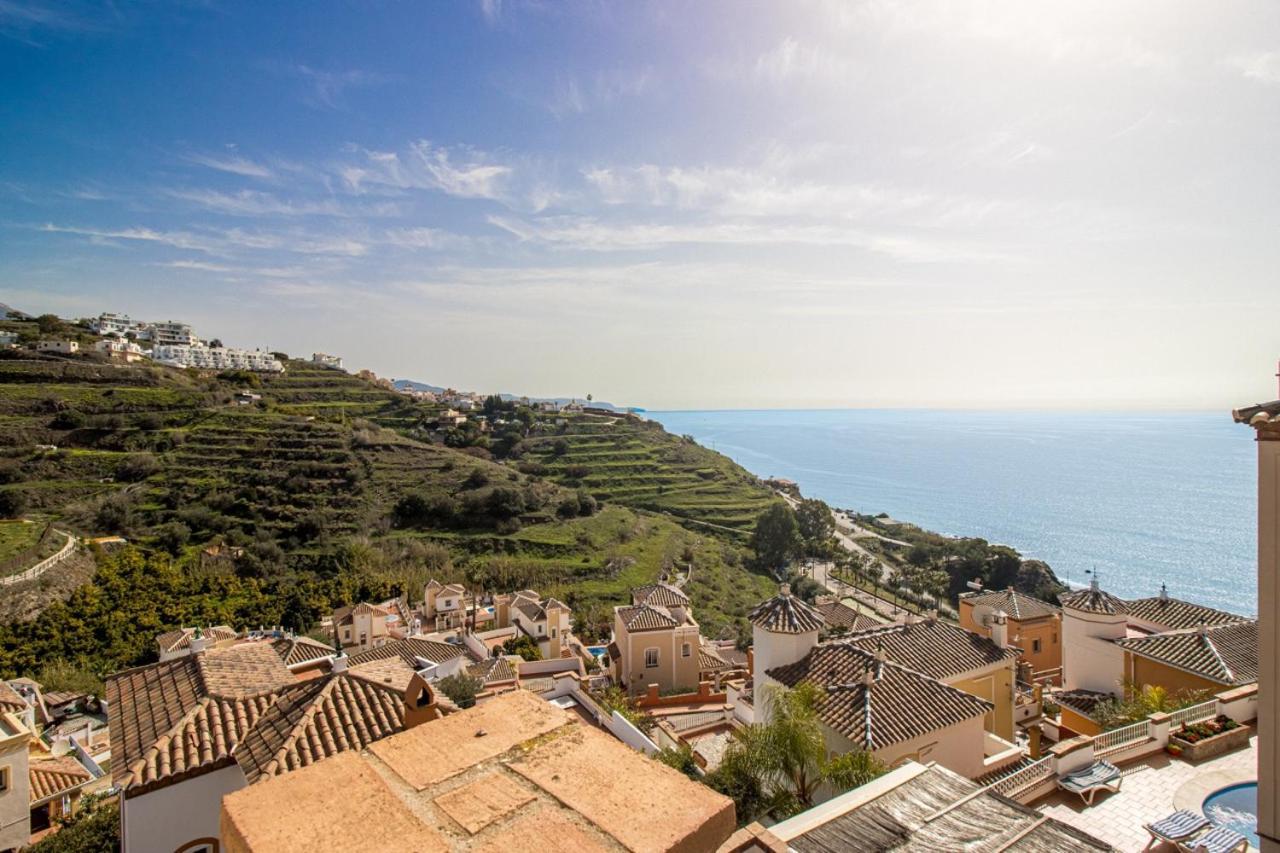 Tamango Hill, Villa Nerja
