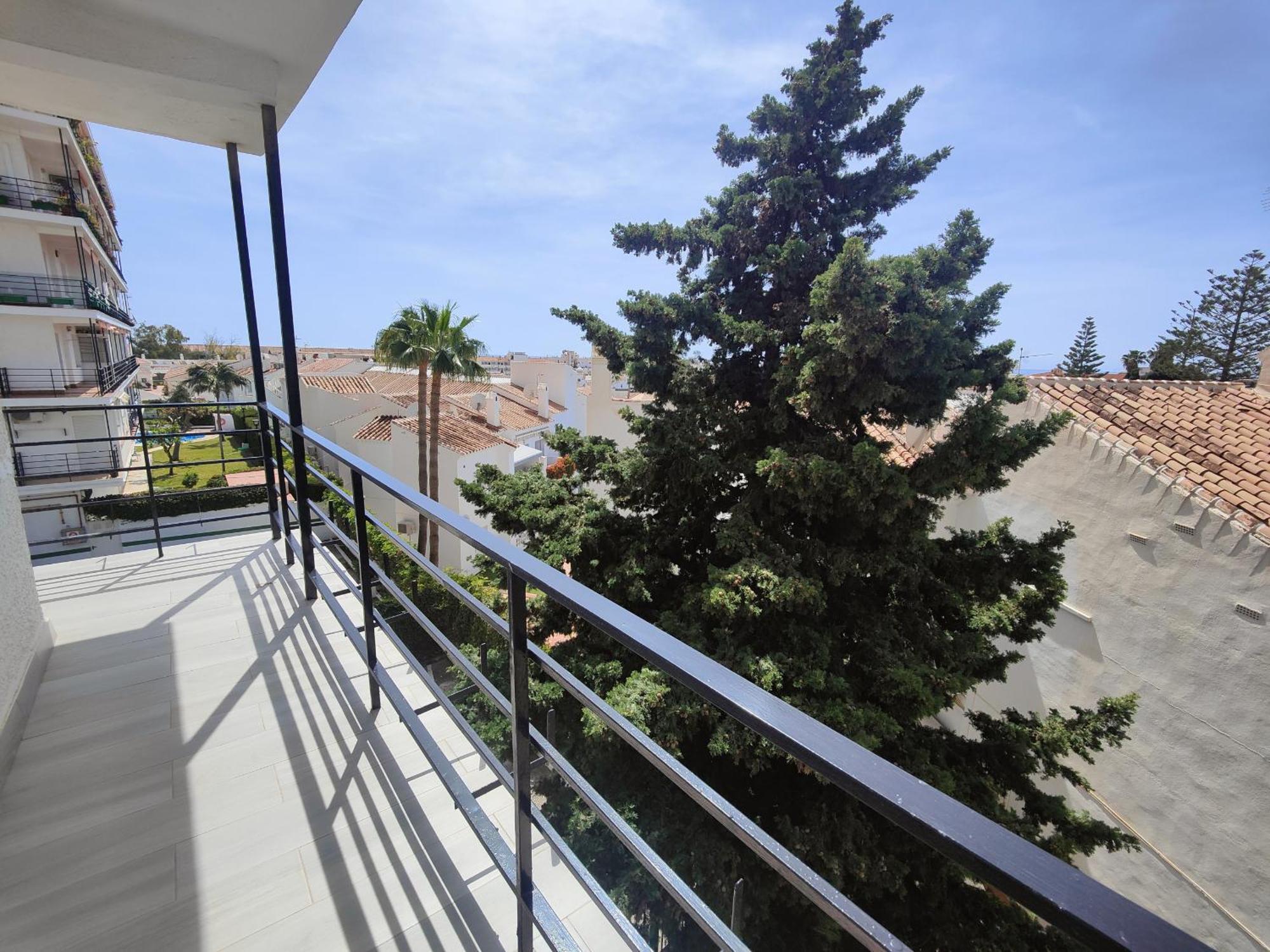 Ap341 - Capri * Nerja