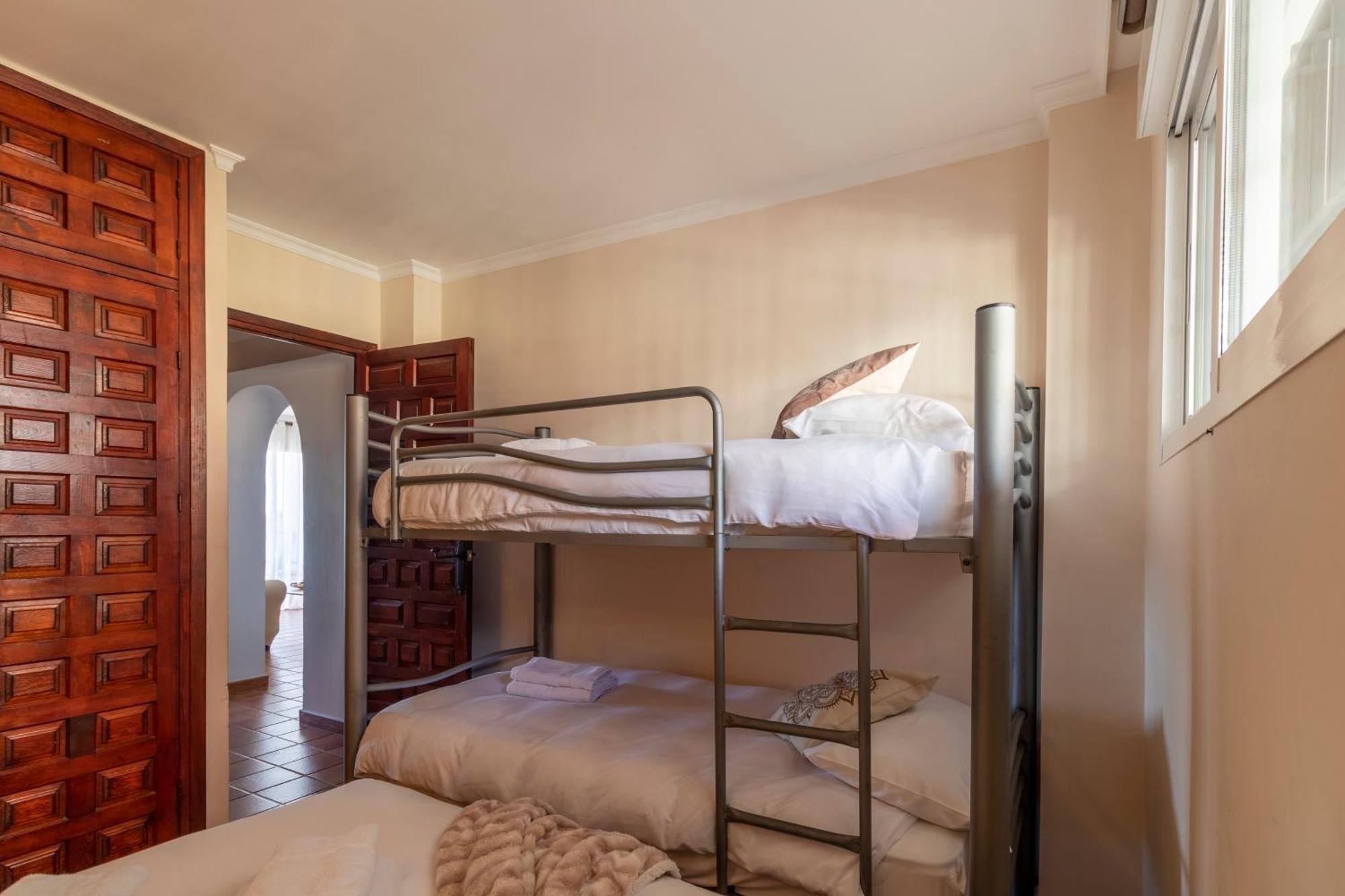 Rentitspain Arce 13 Balcon Con Vista Al Mar Nerja
