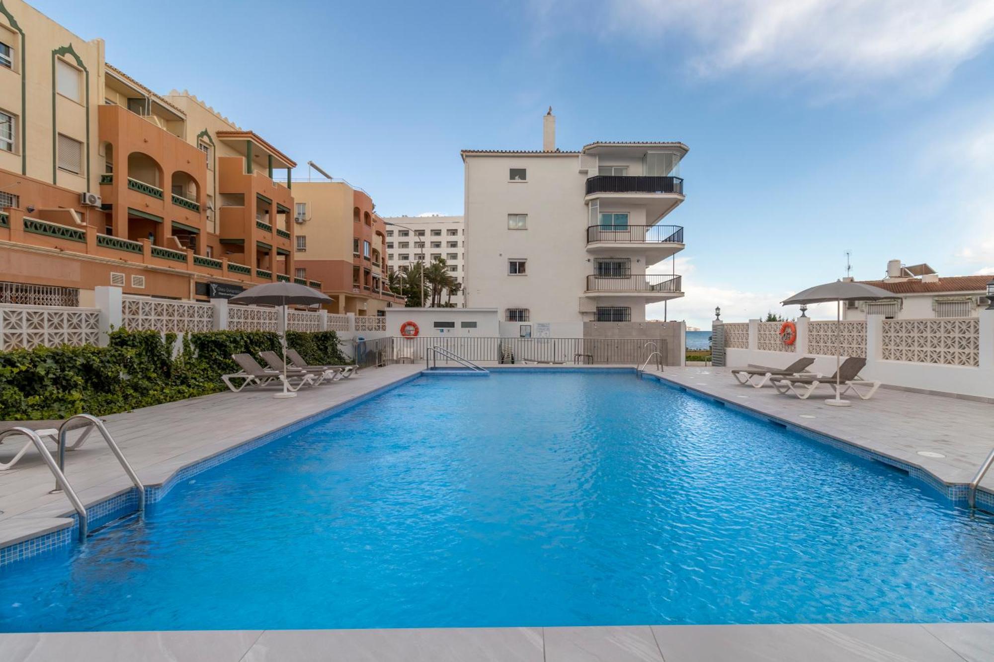 Rentitspain Arce 13 Balcon Con Vista Al Mar