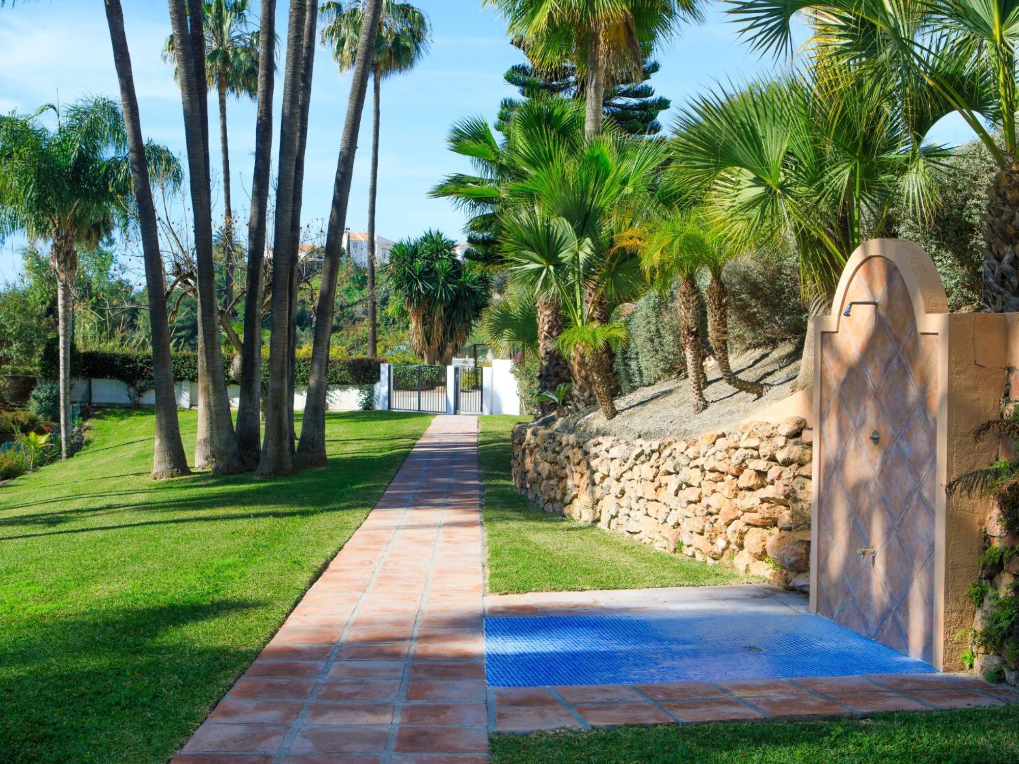 Oasis By Interhome Apartamento Nerja