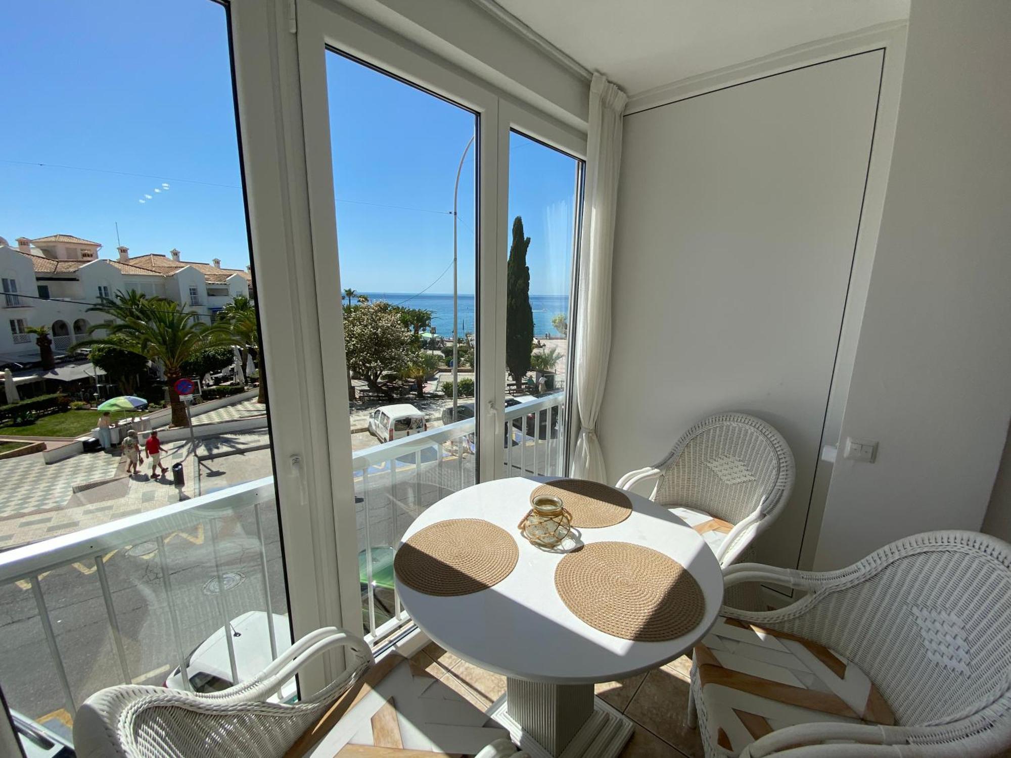Delfin Apartment *